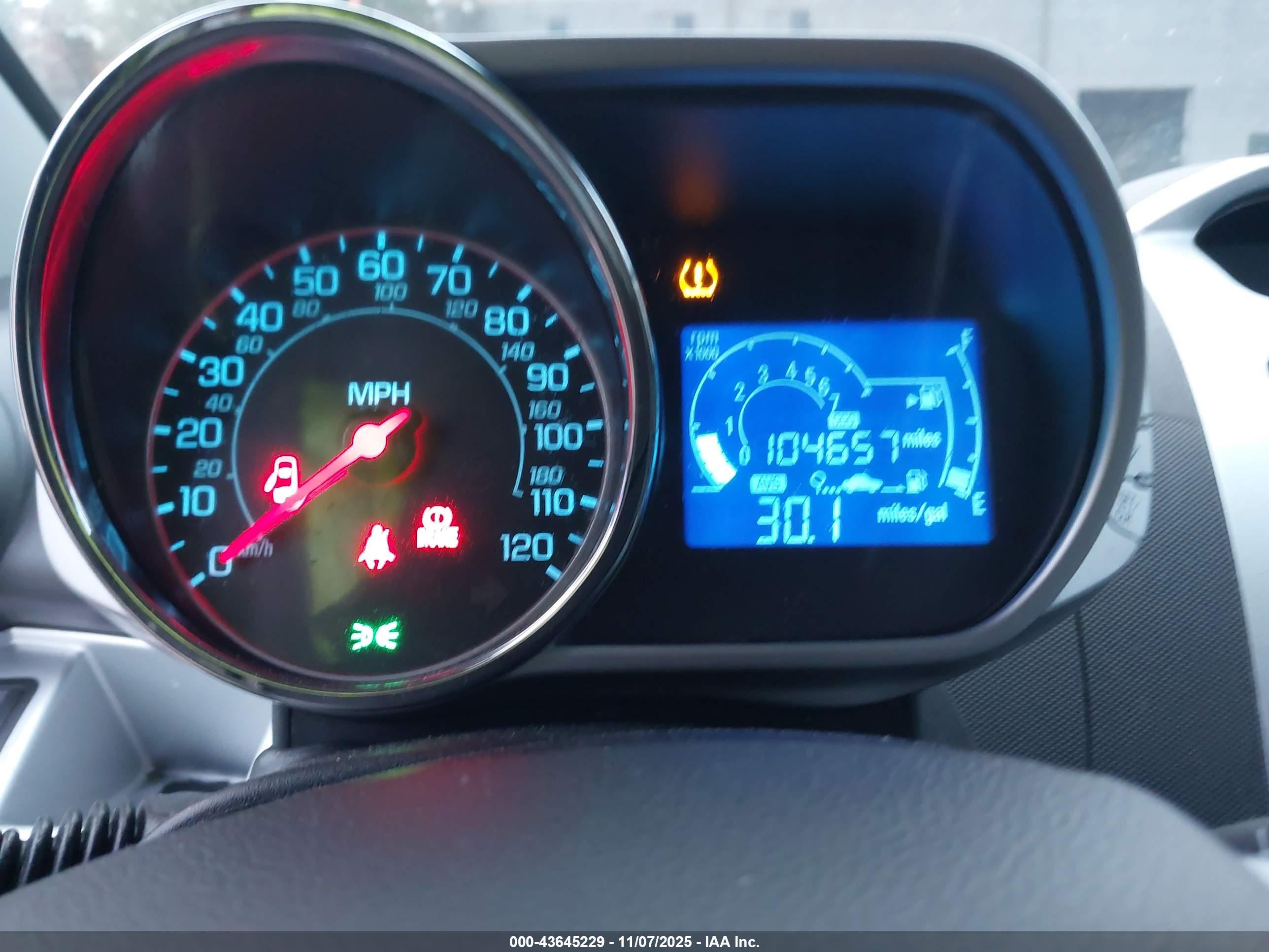 CHEVROLET SPARK image 7