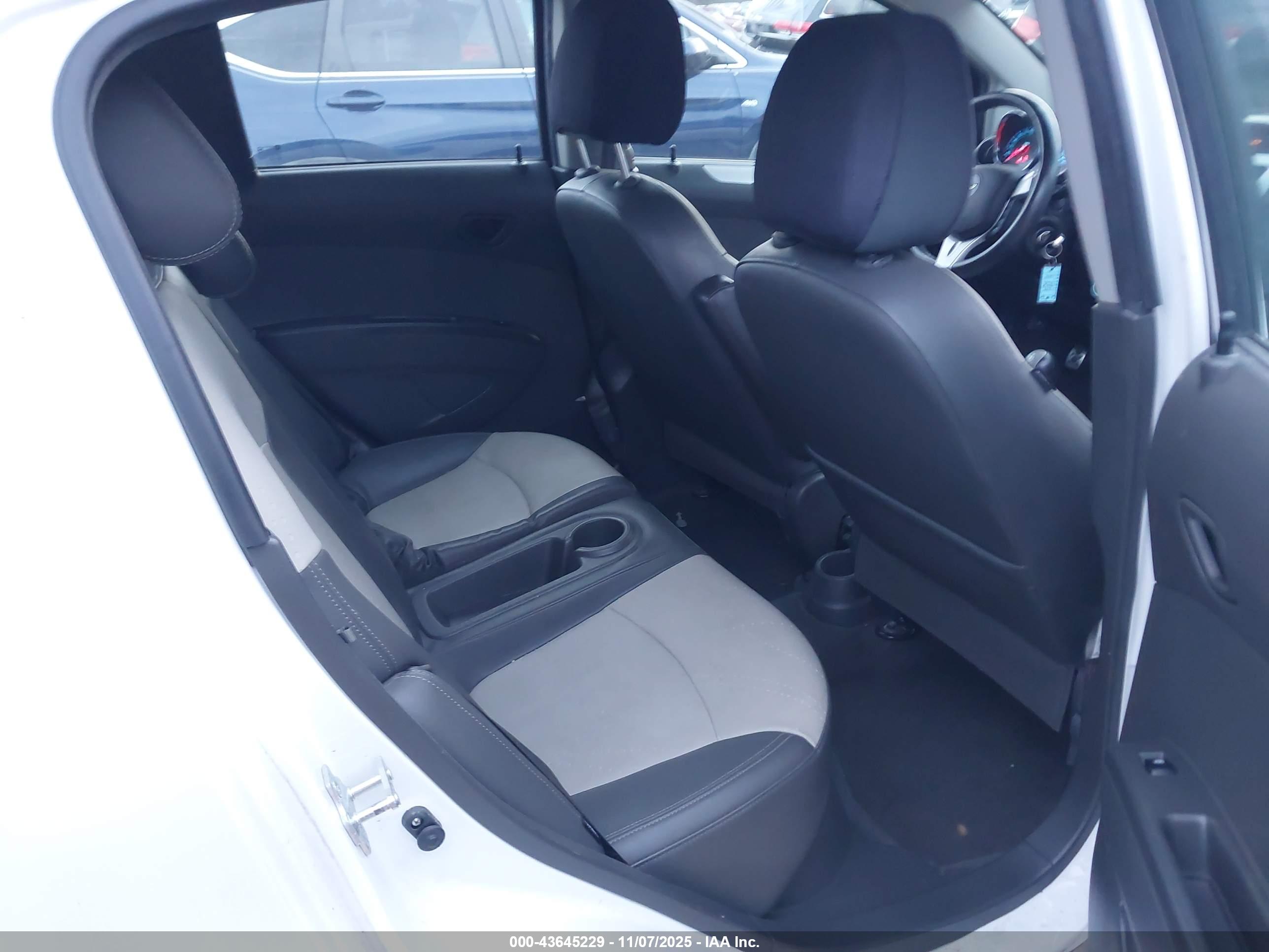 CHEVROLET SPARK image 8