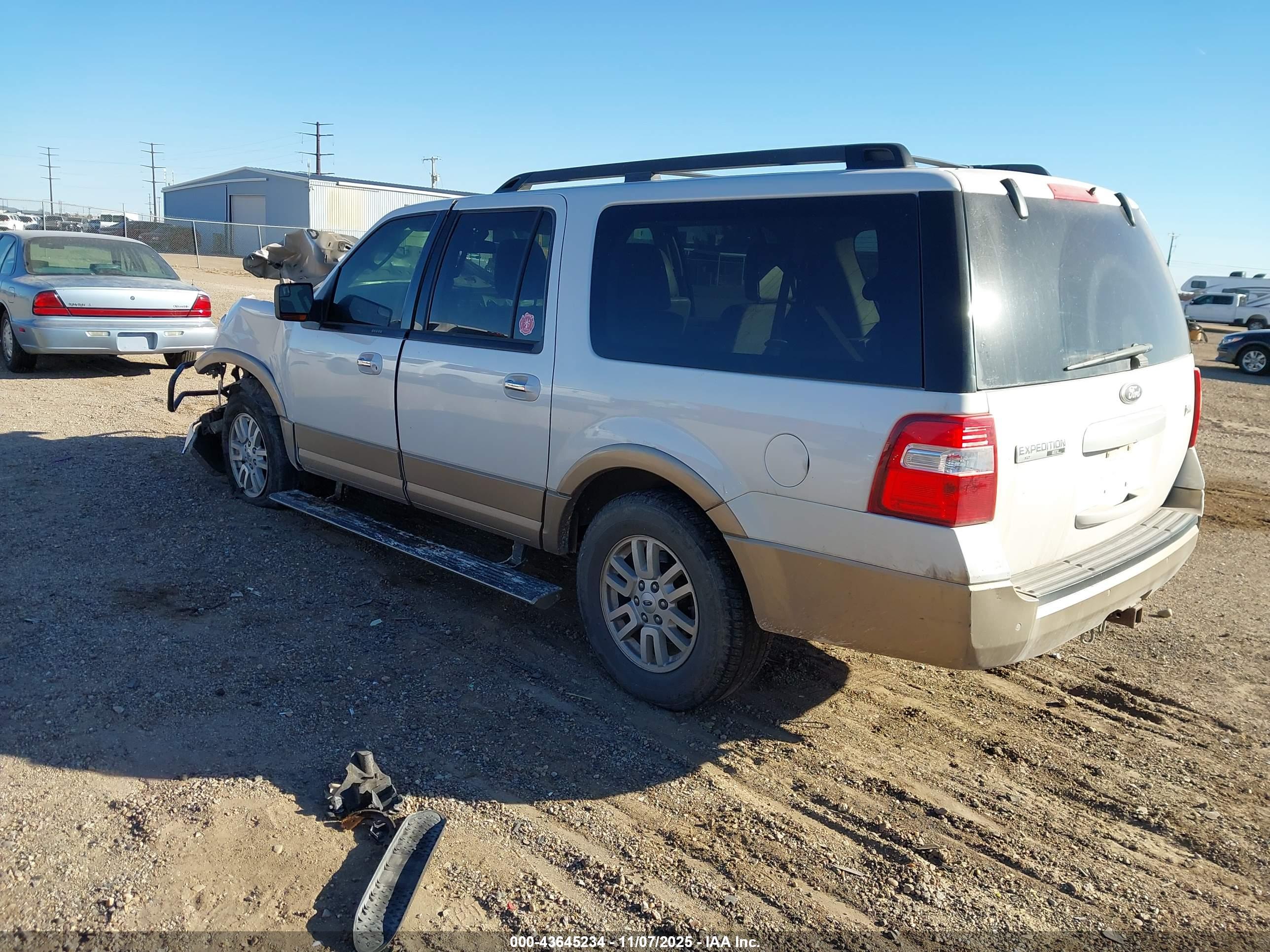 FORD EXPEDITION image 3