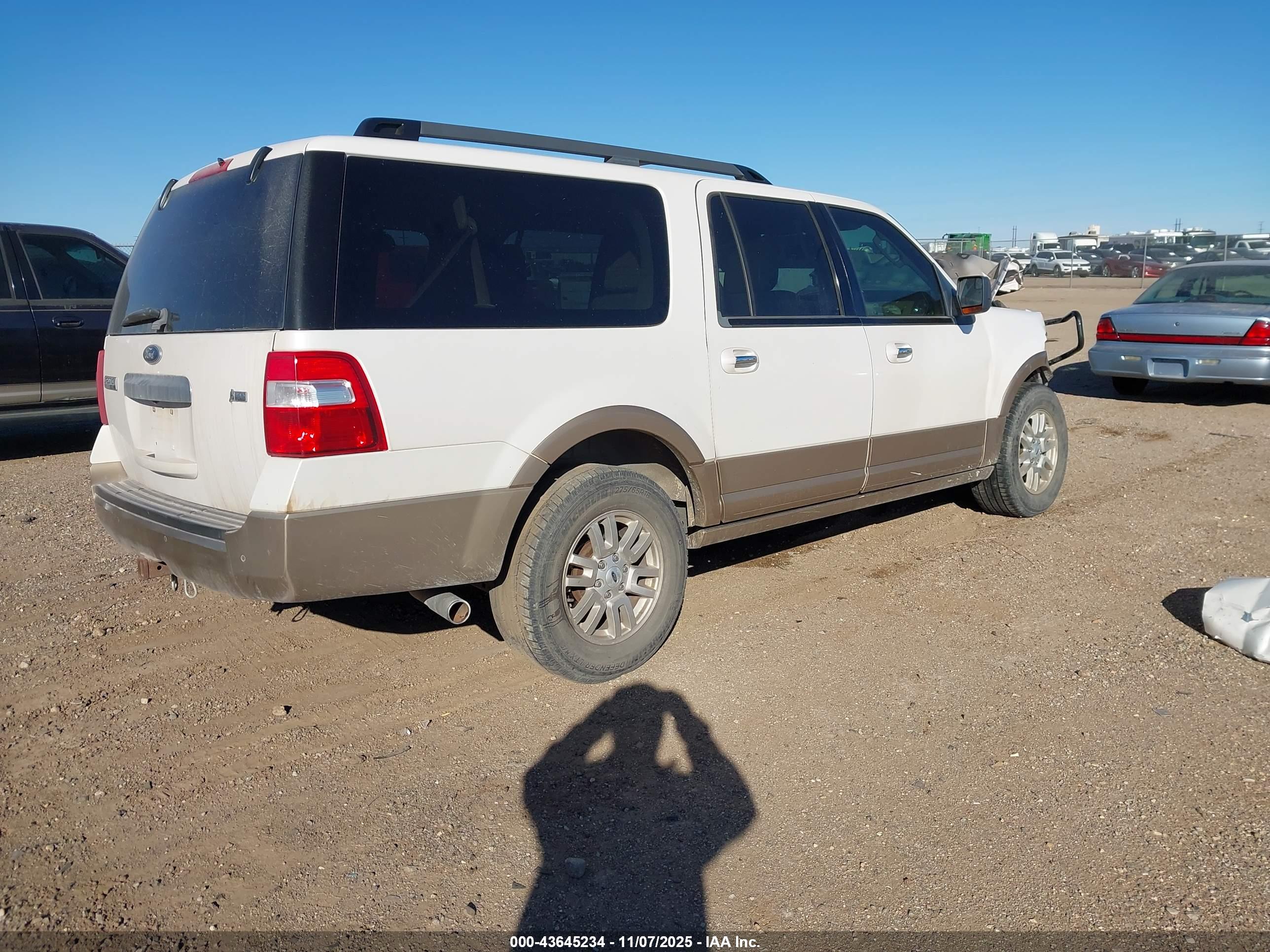 FORD EXPEDITION image 4
