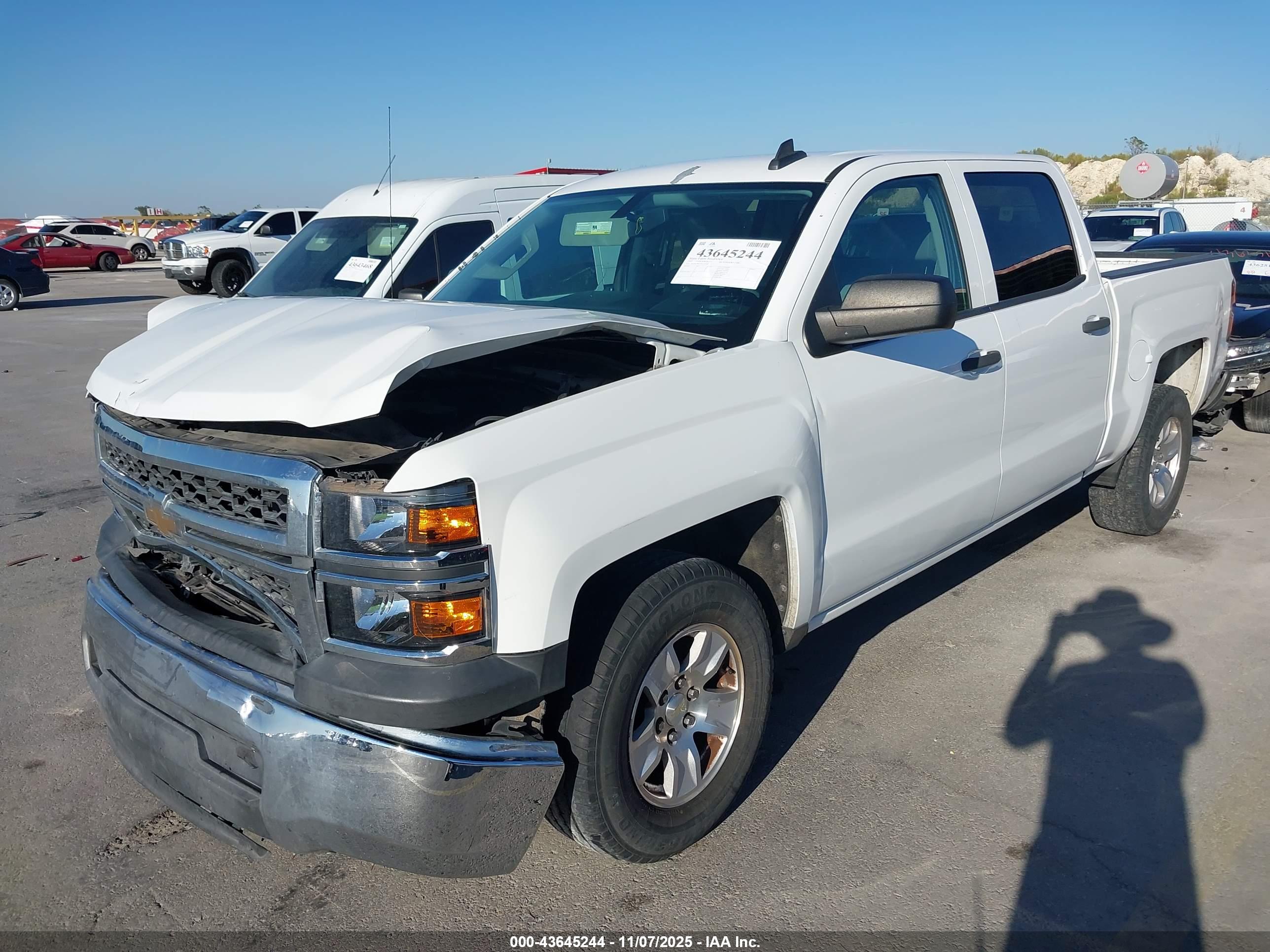 CHEVROLET SILVERADO image 2