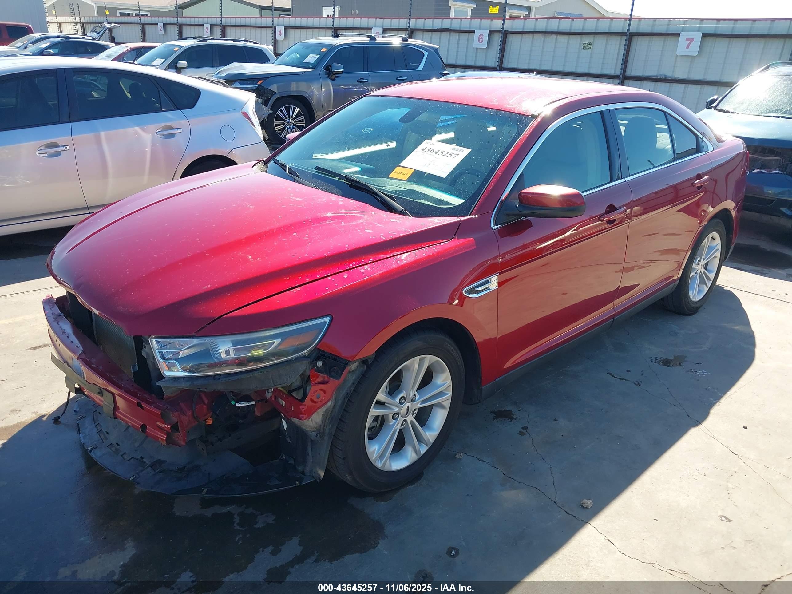 FORD TAURUS image 2