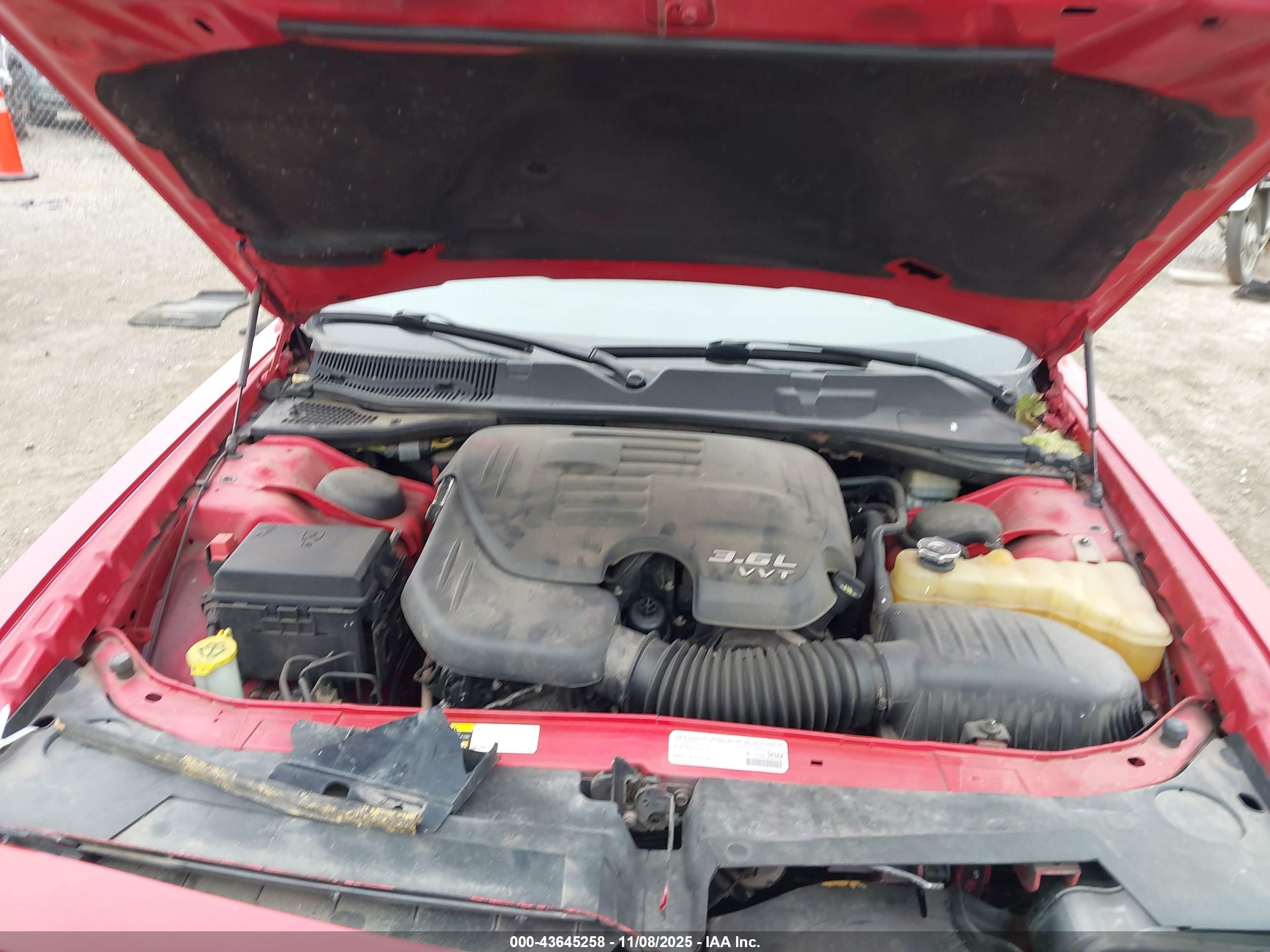 DODGE CHALLENGER image 10