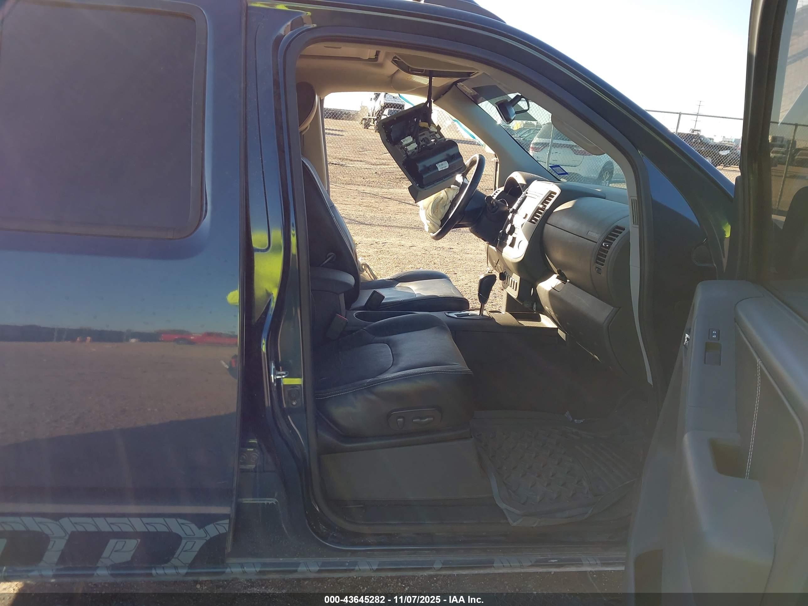 NISSAN FRONTIER image 5