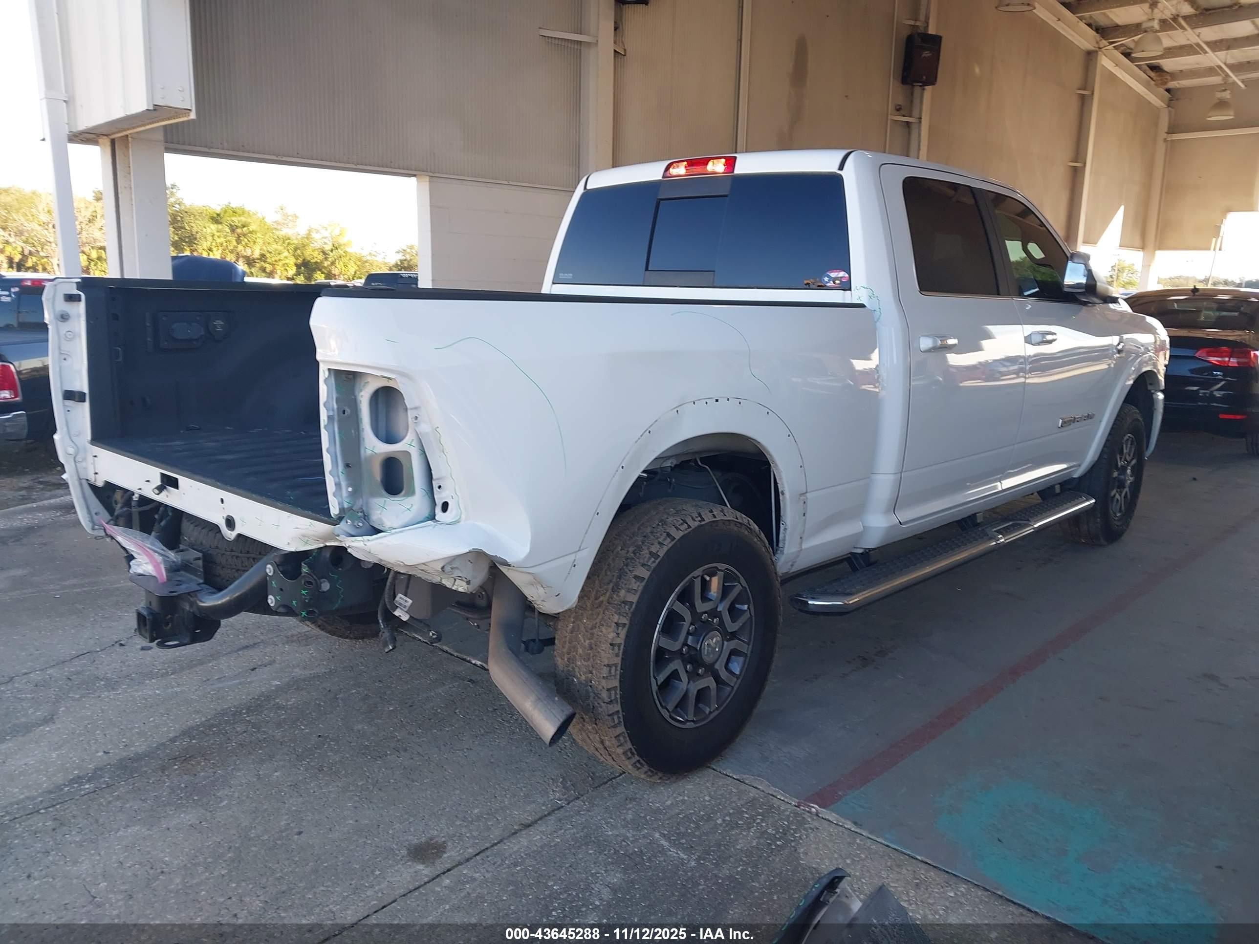 RAM 2500 image 4