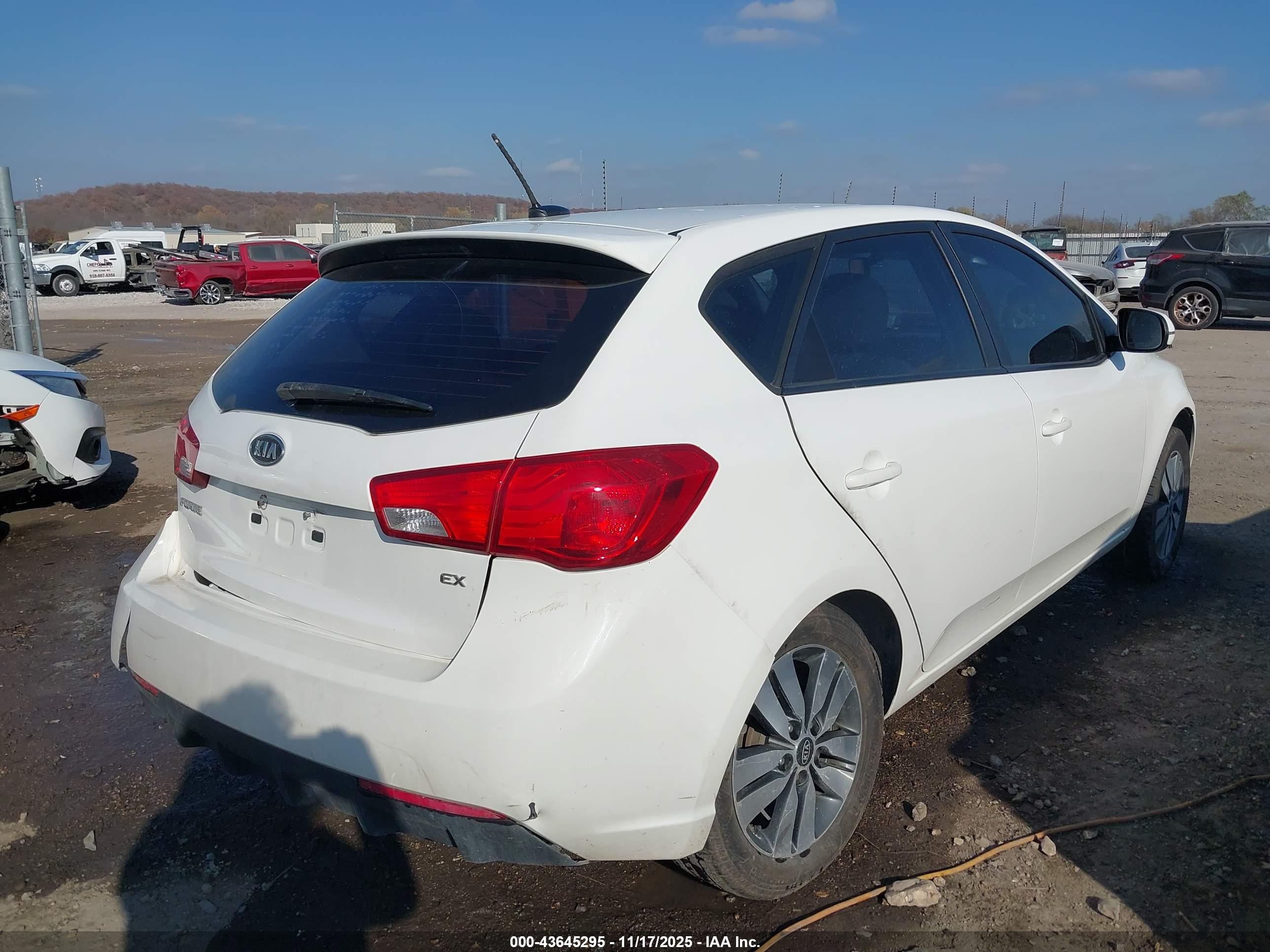 KIA FORTE image 4