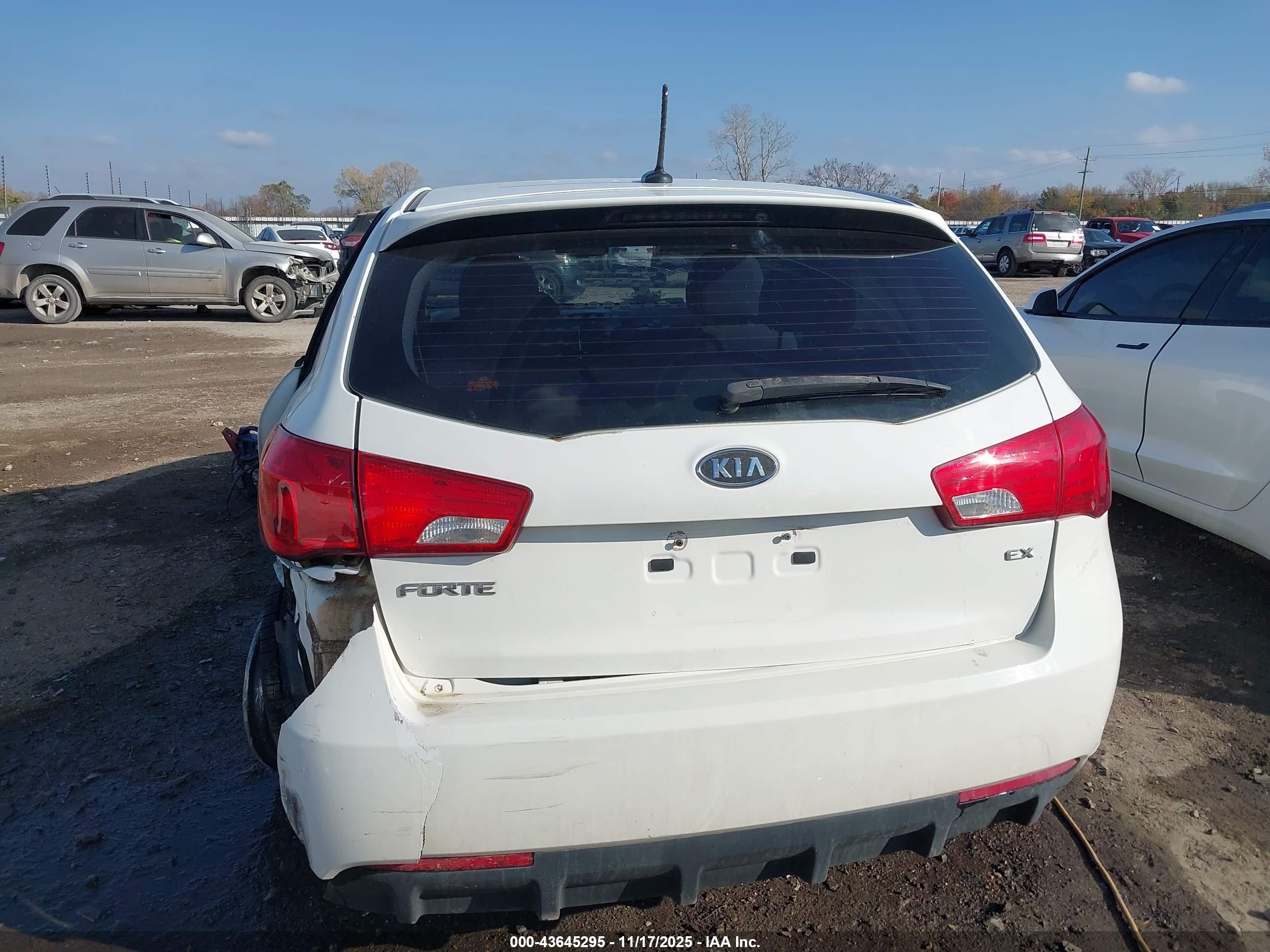 KIA FORTE image 6