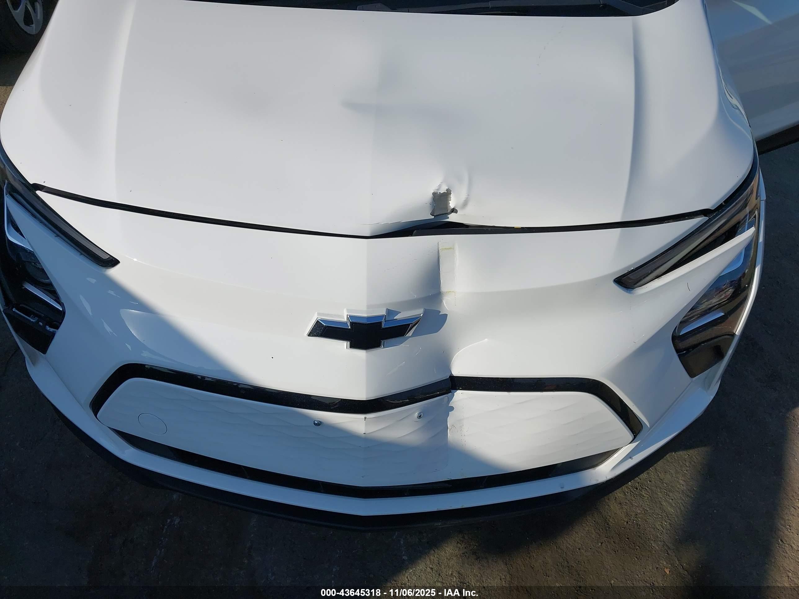 CHEVROLET BOLT image 6