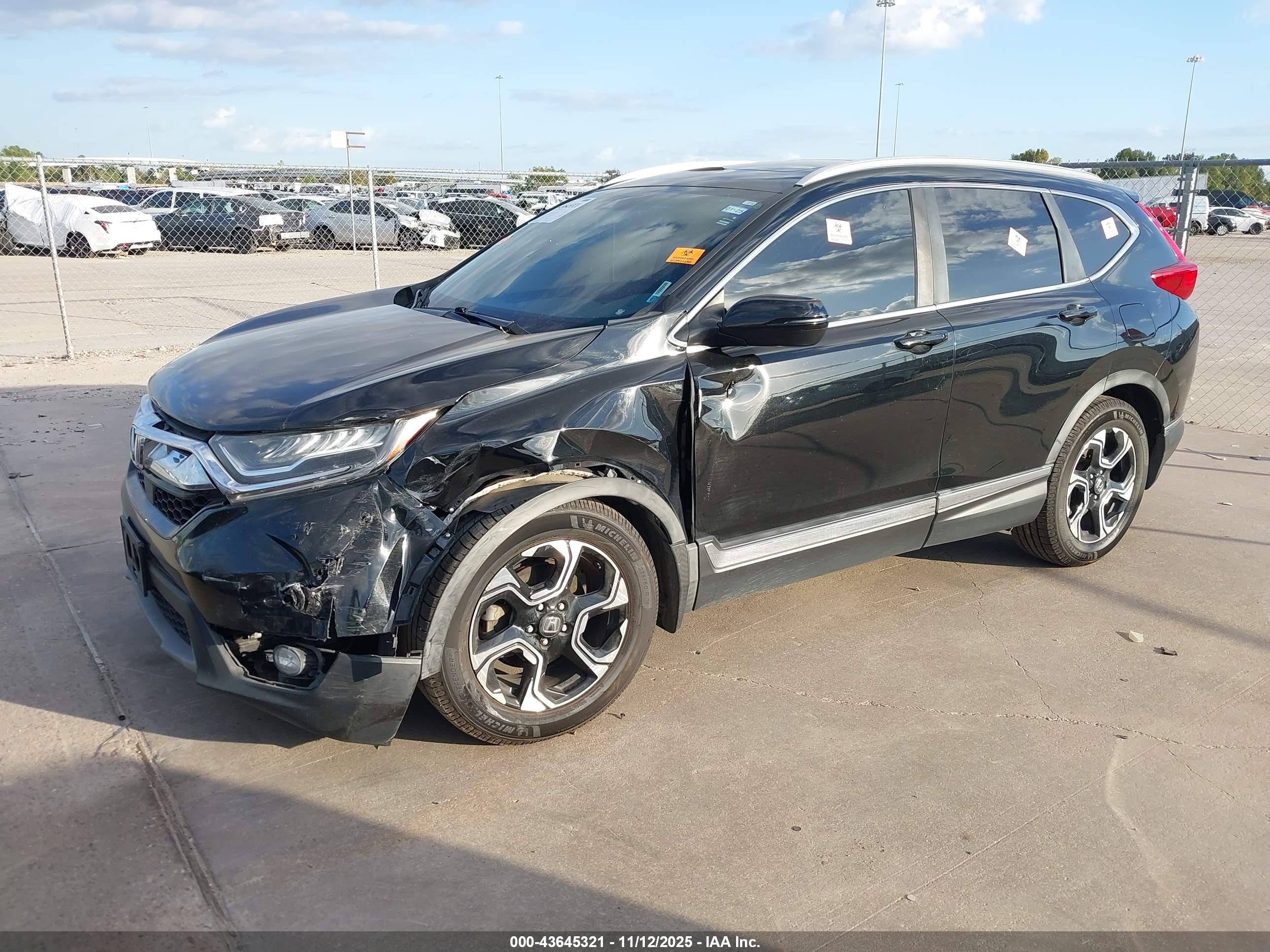 HONDA CR-V image 2