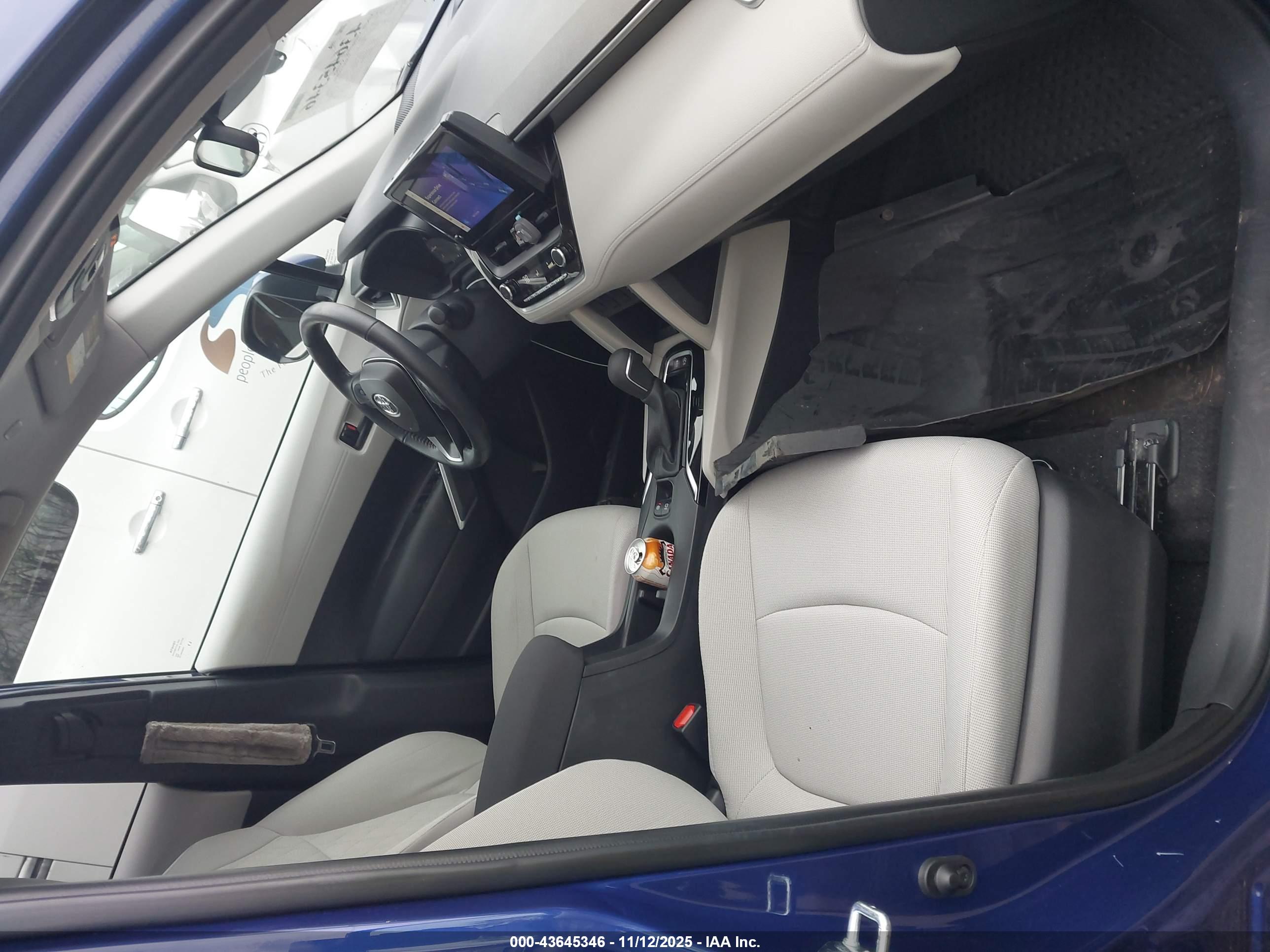 TOYOTA COROLLA image 5