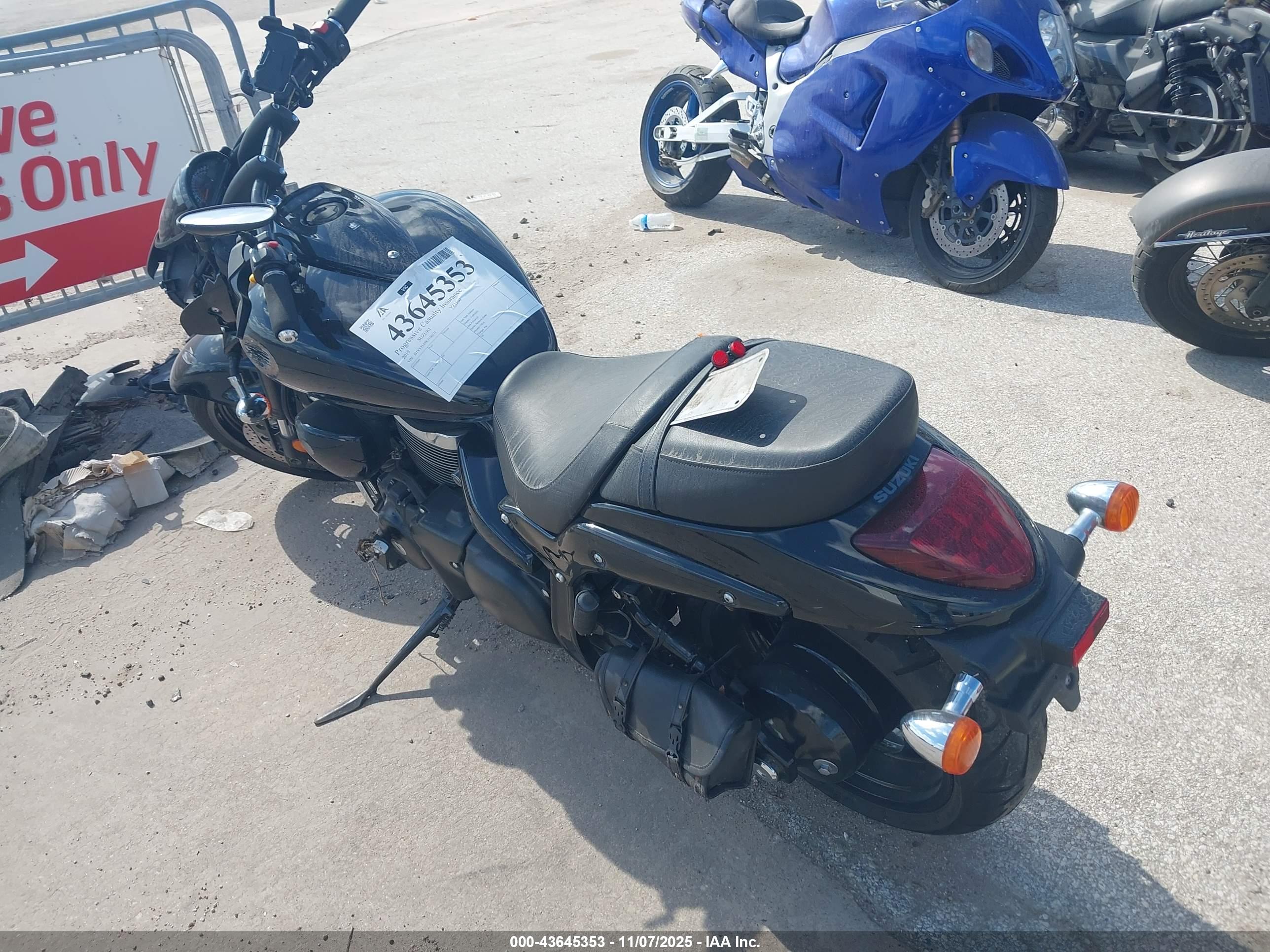 SUZUKI VZ1500 image 3