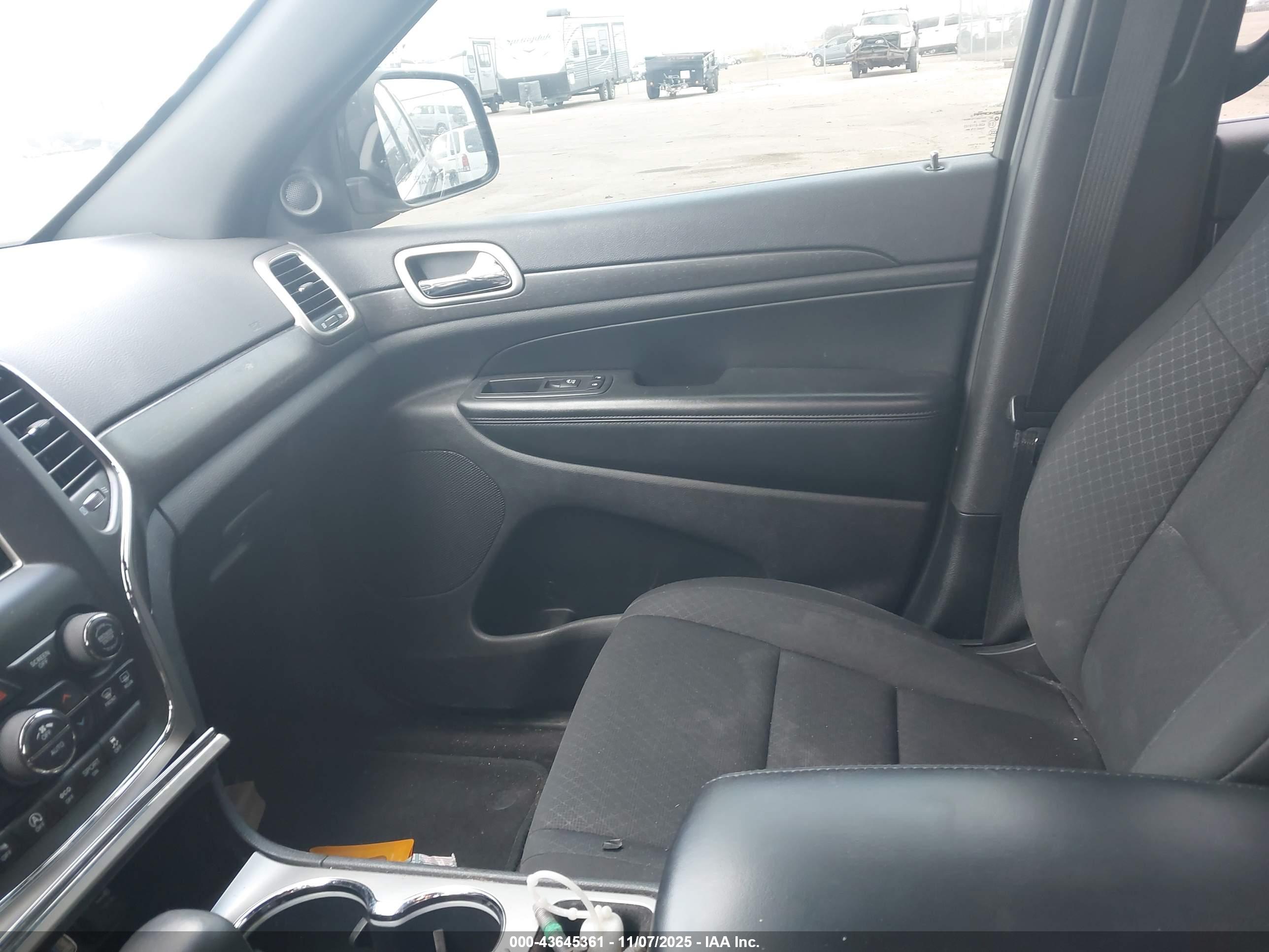 JEEP GRAND image 5