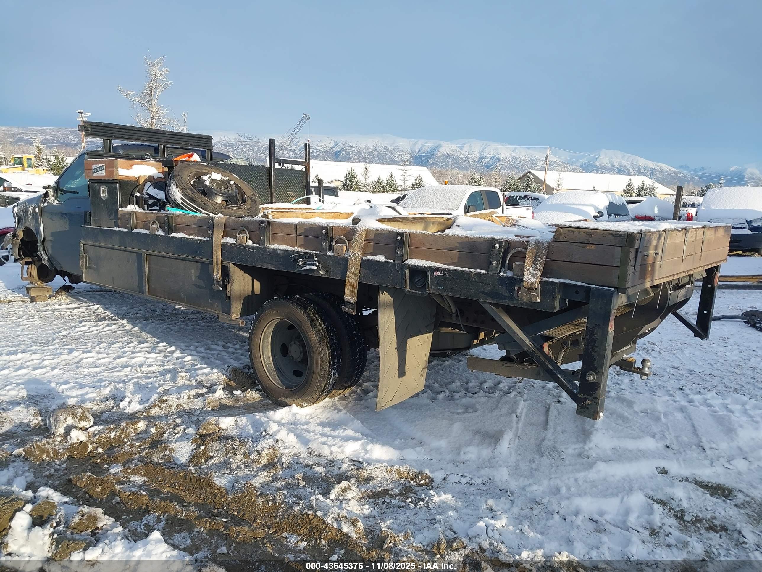 FORD F-550 image 3