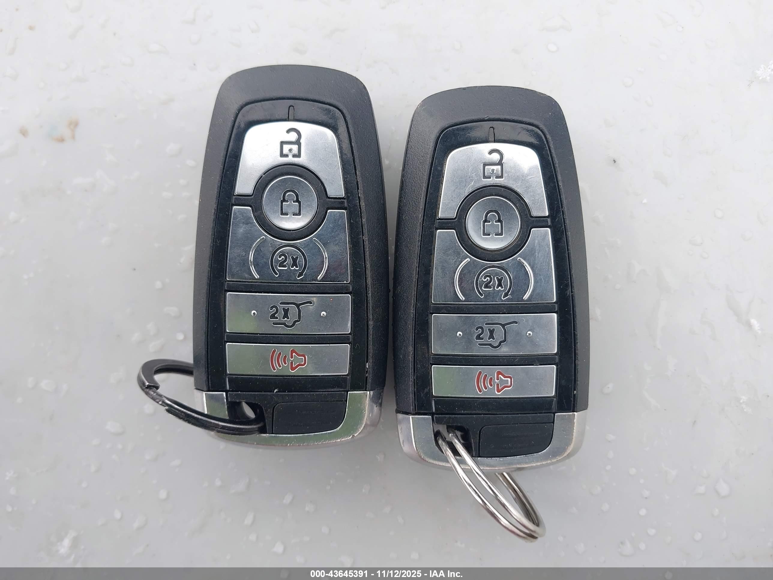 FORD EXPLORER image 11