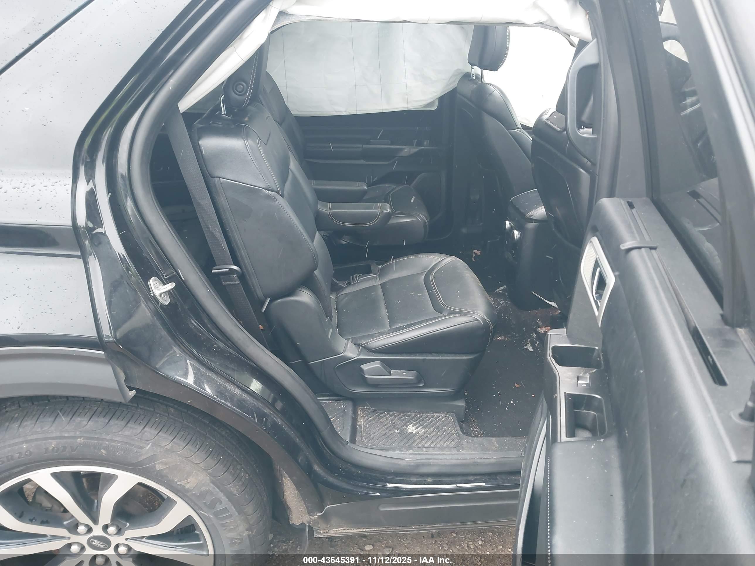 FORD EXPLORER image 8
