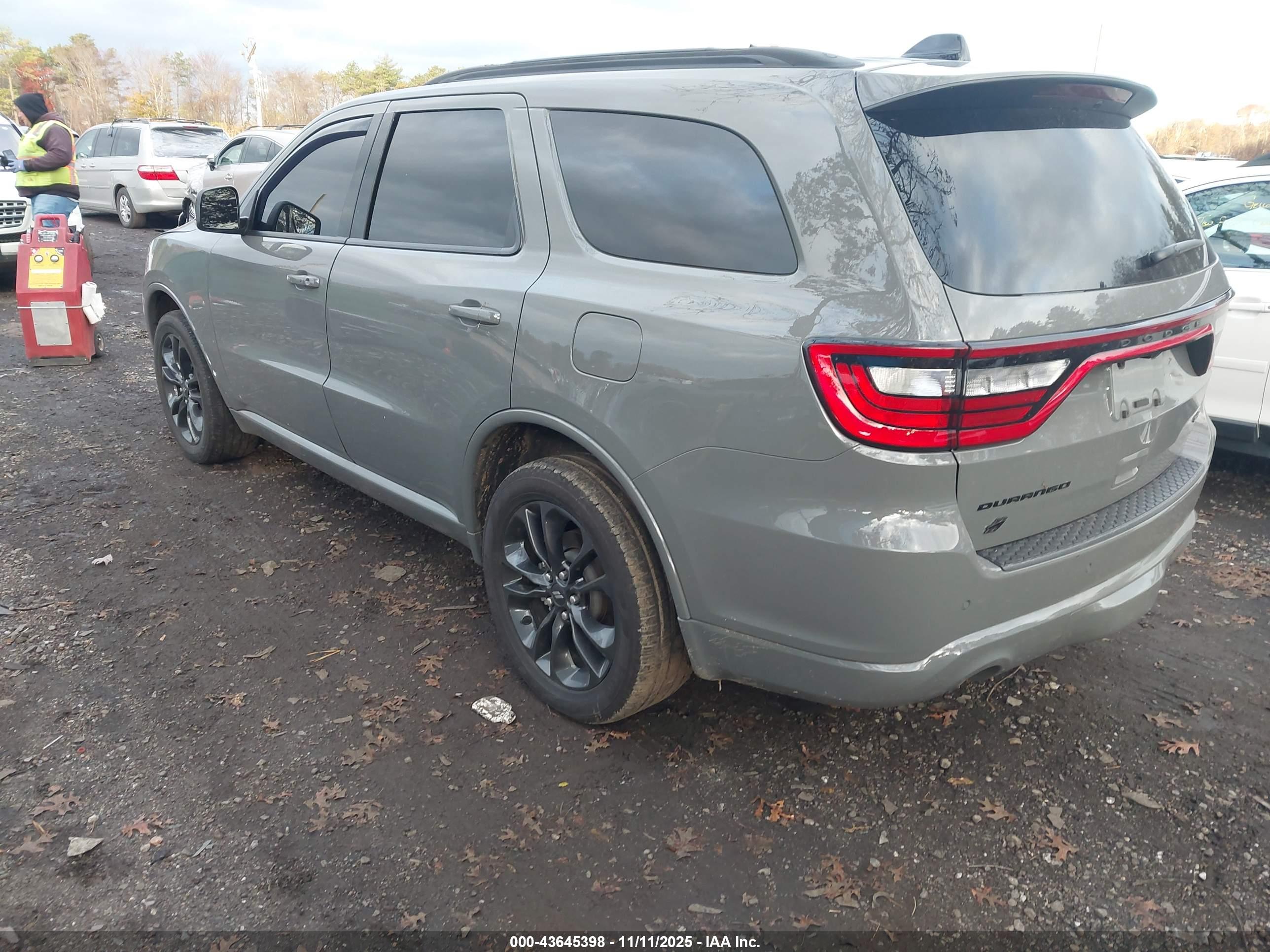 DODGE DURANGO image 3