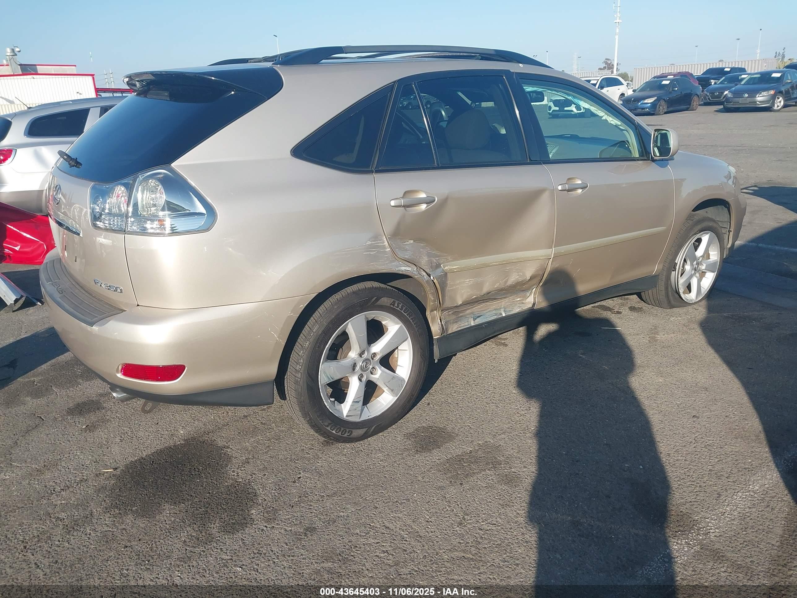 LEXUS RX image 4