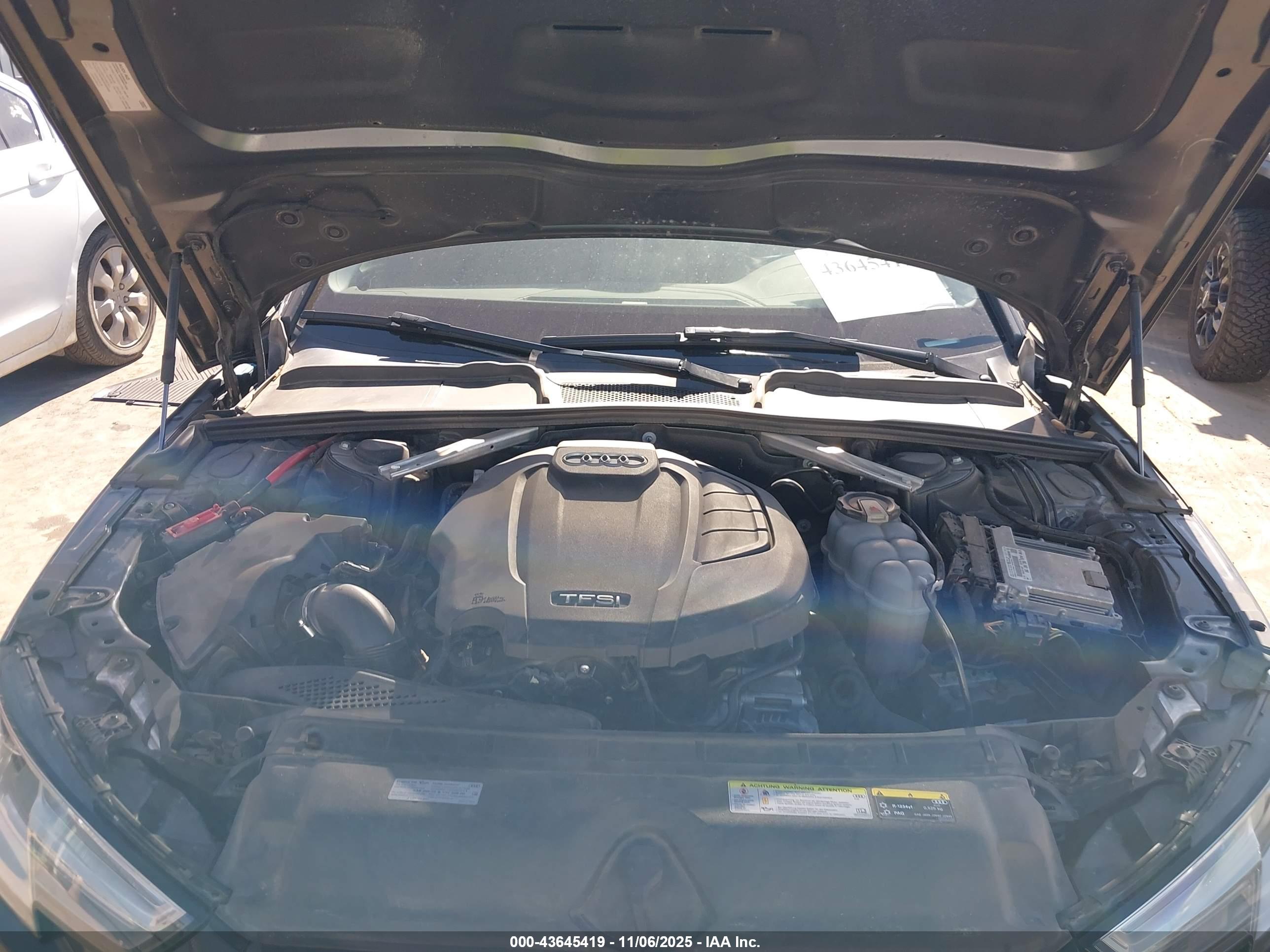 AUDI A4 image 10