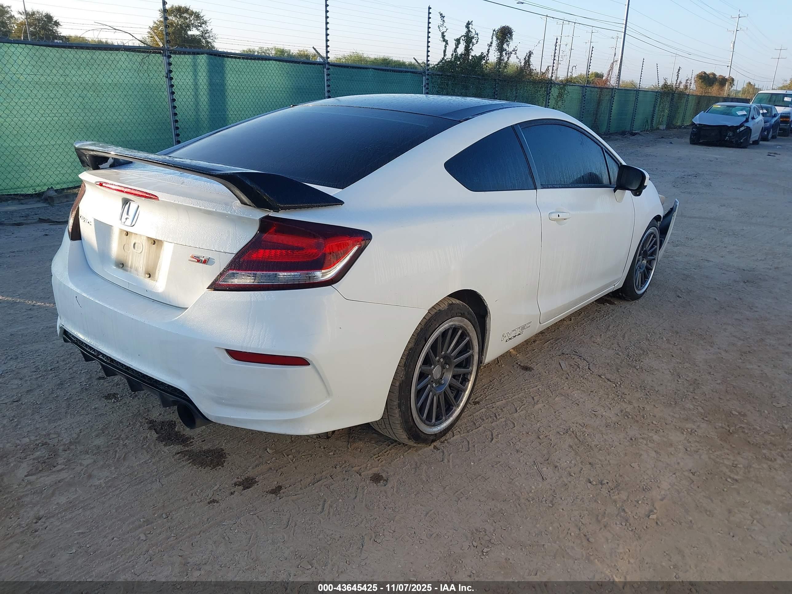 HONDA CIVIC image 4