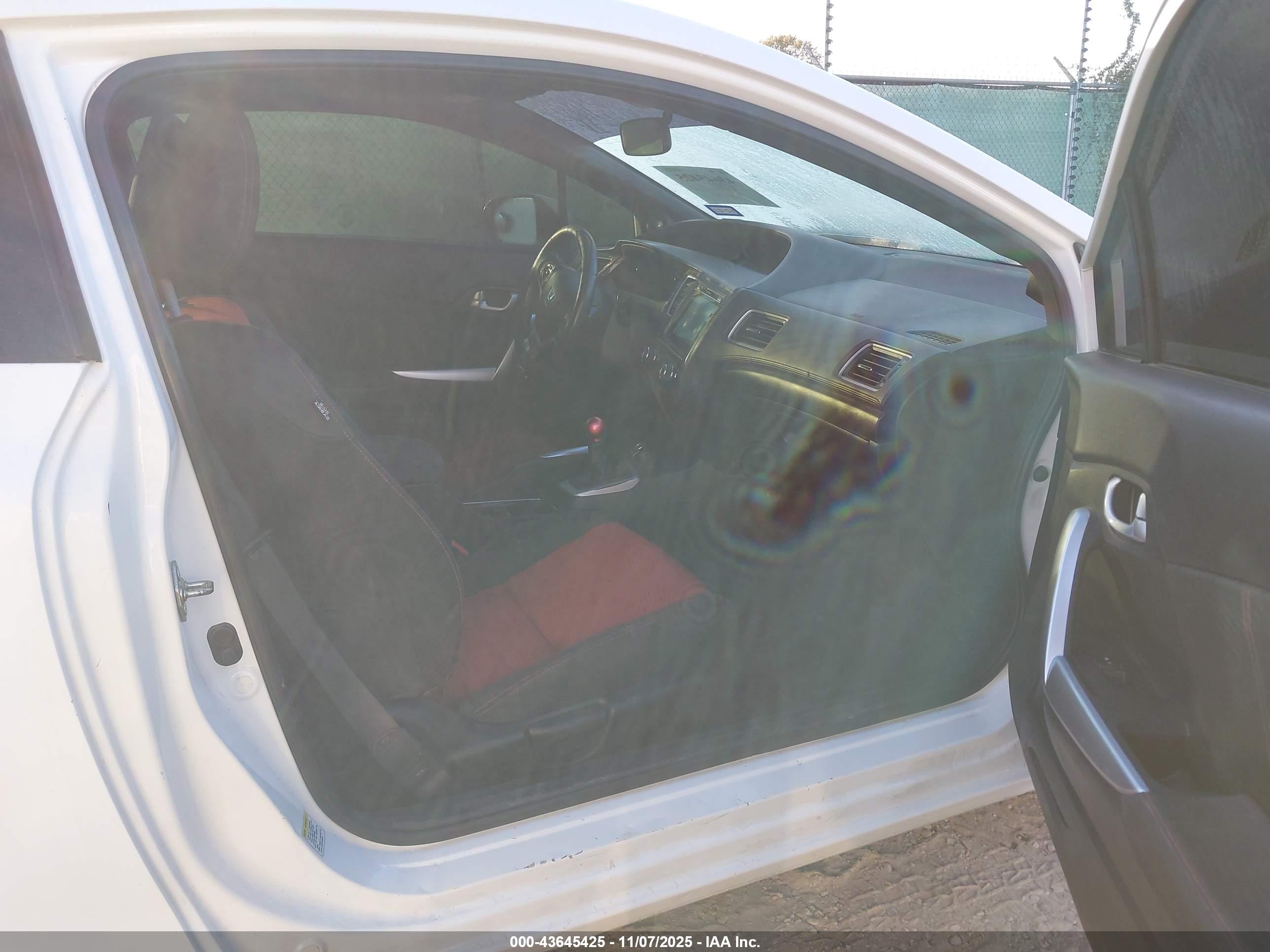 HONDA CIVIC image 5