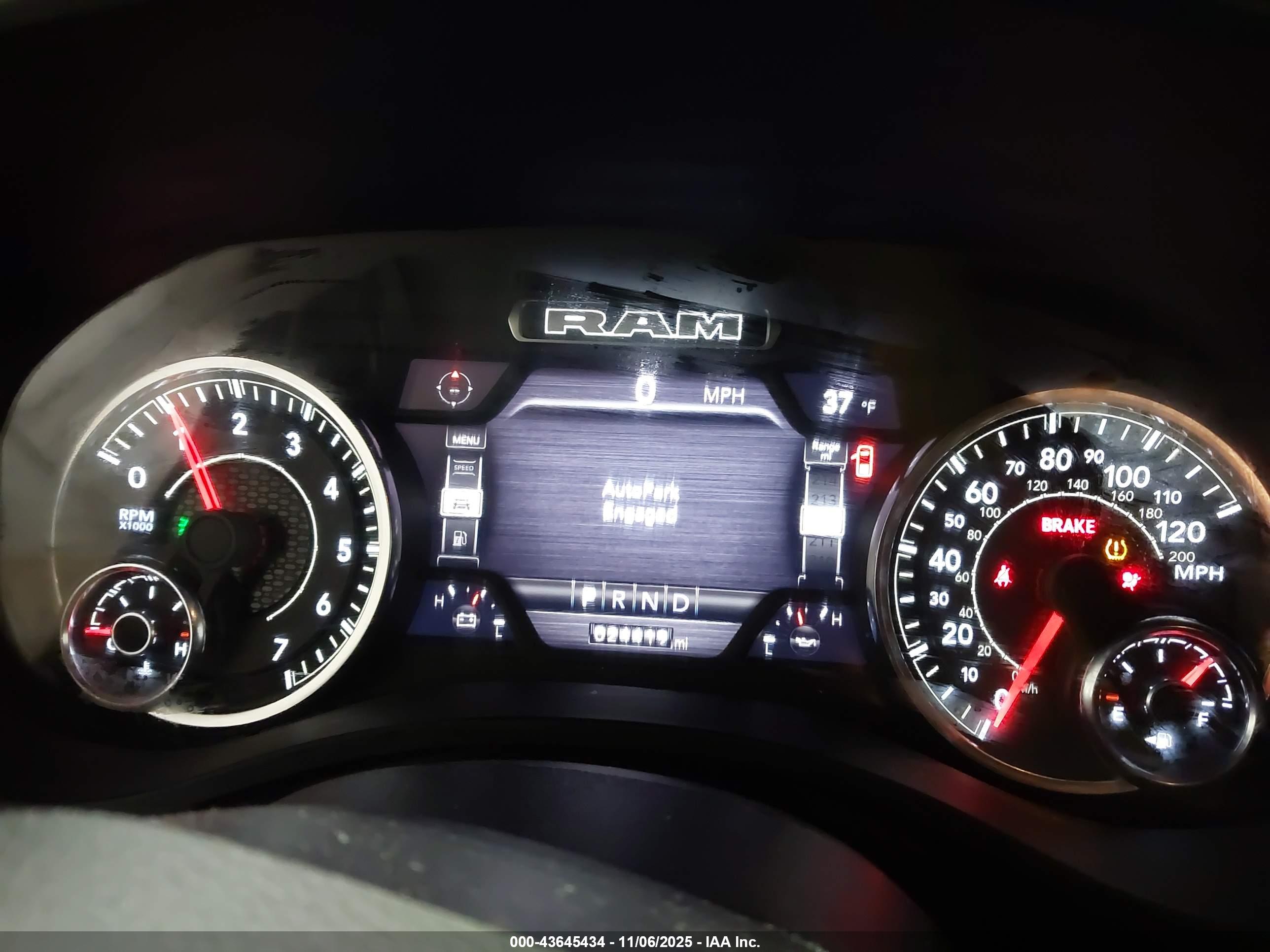 RAM 1500 image 7