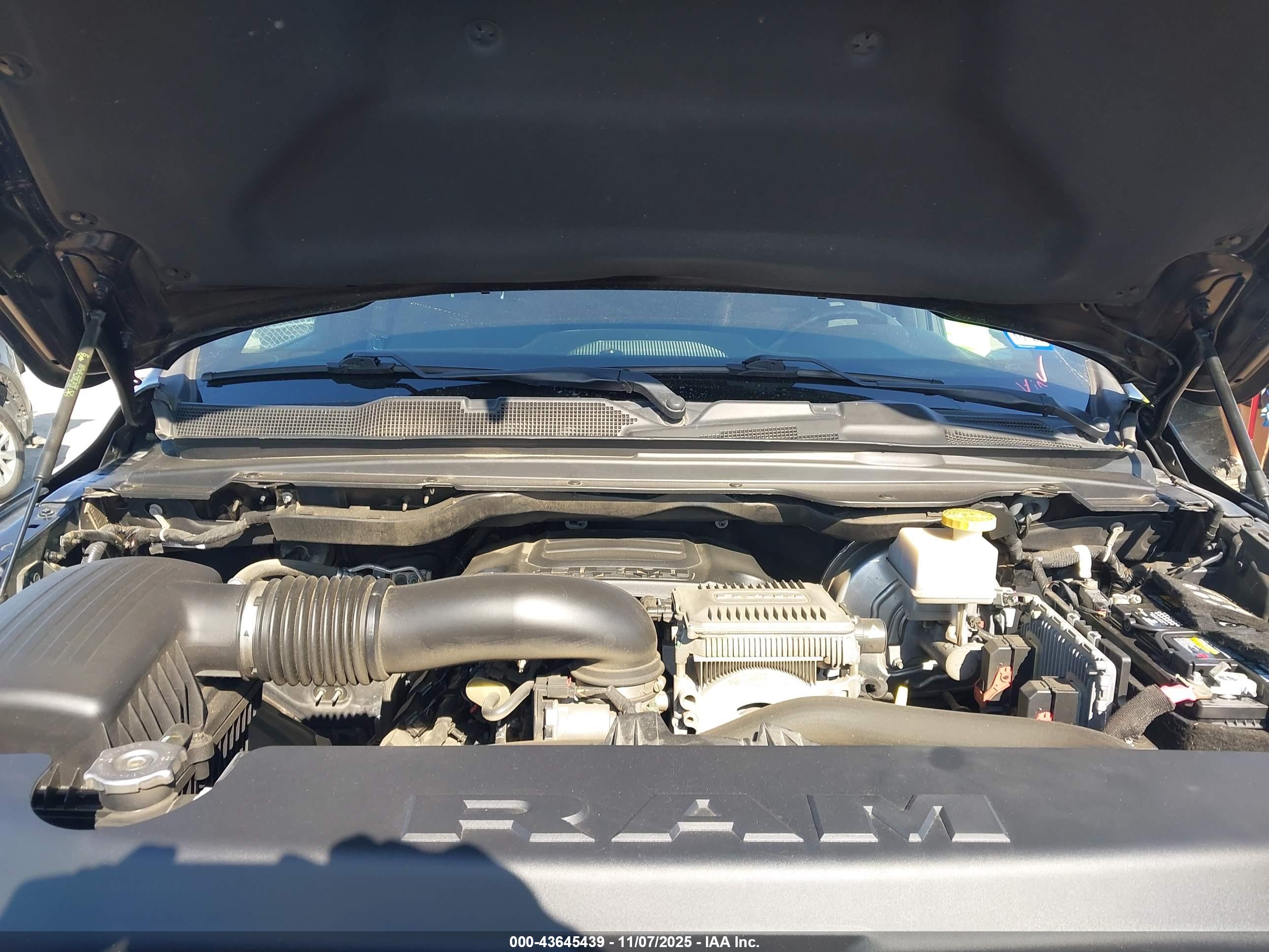 RAM 1500 image 10