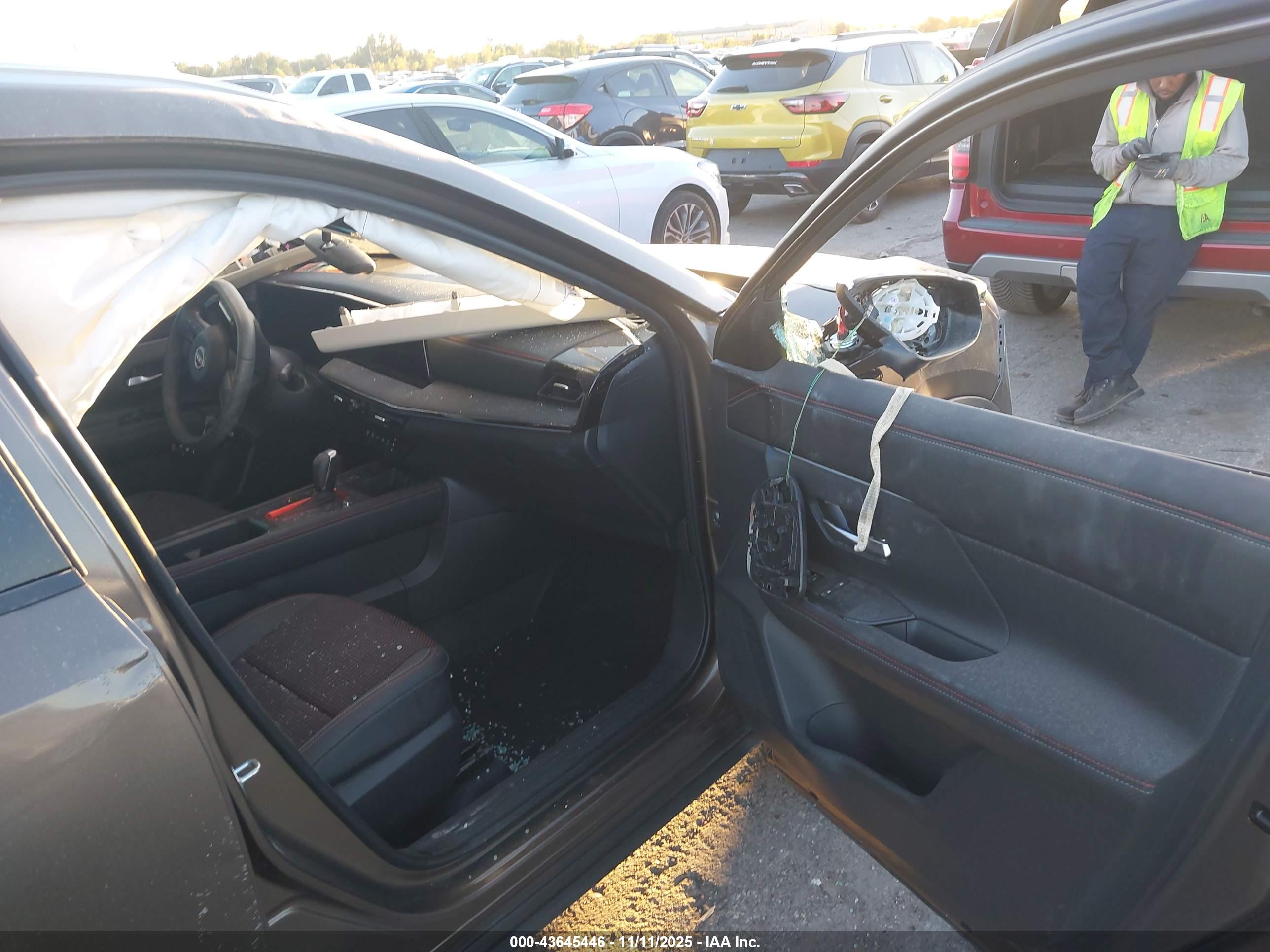NISSAN KICKS image 5
