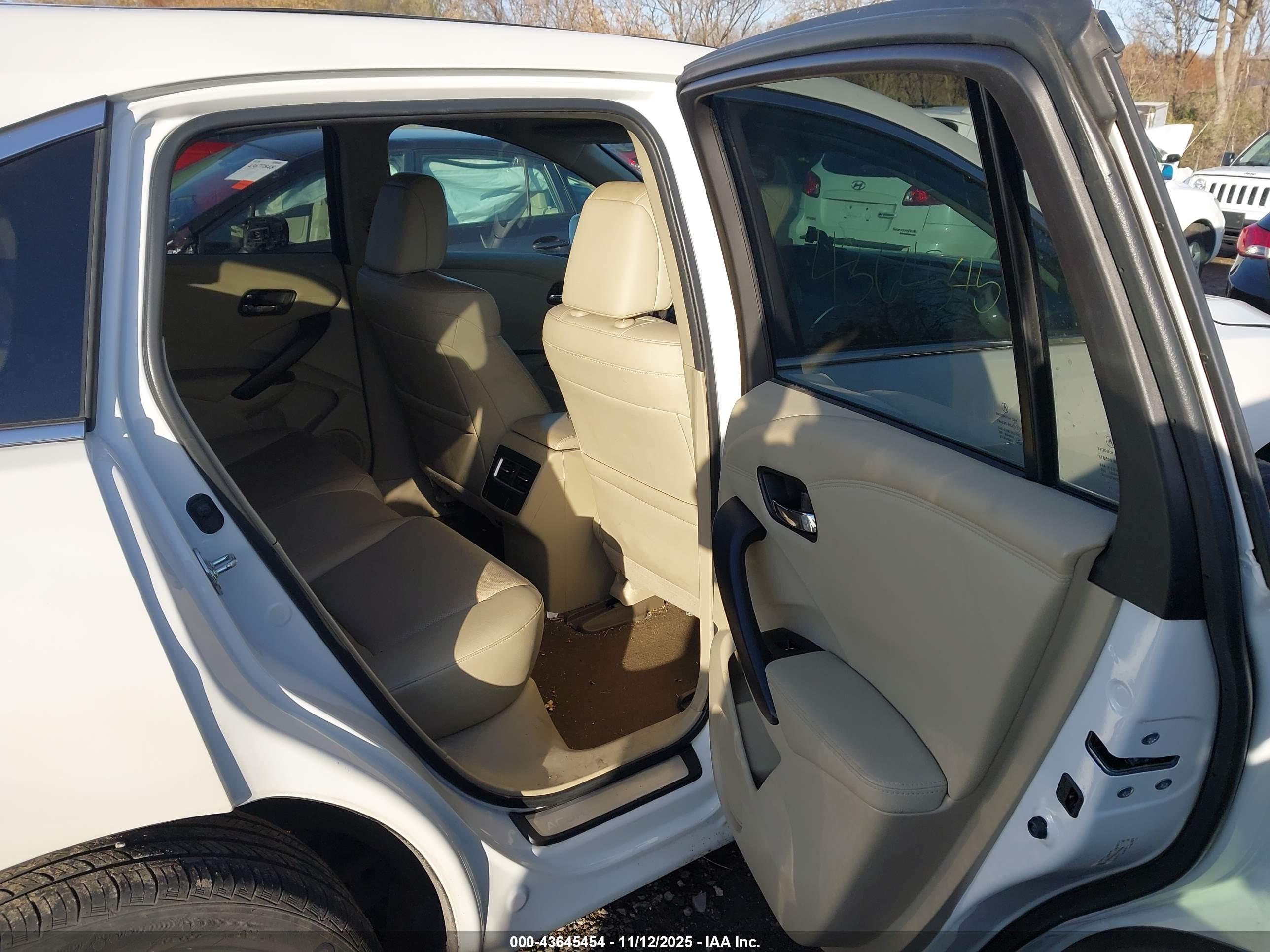 ACURA RDX image 8