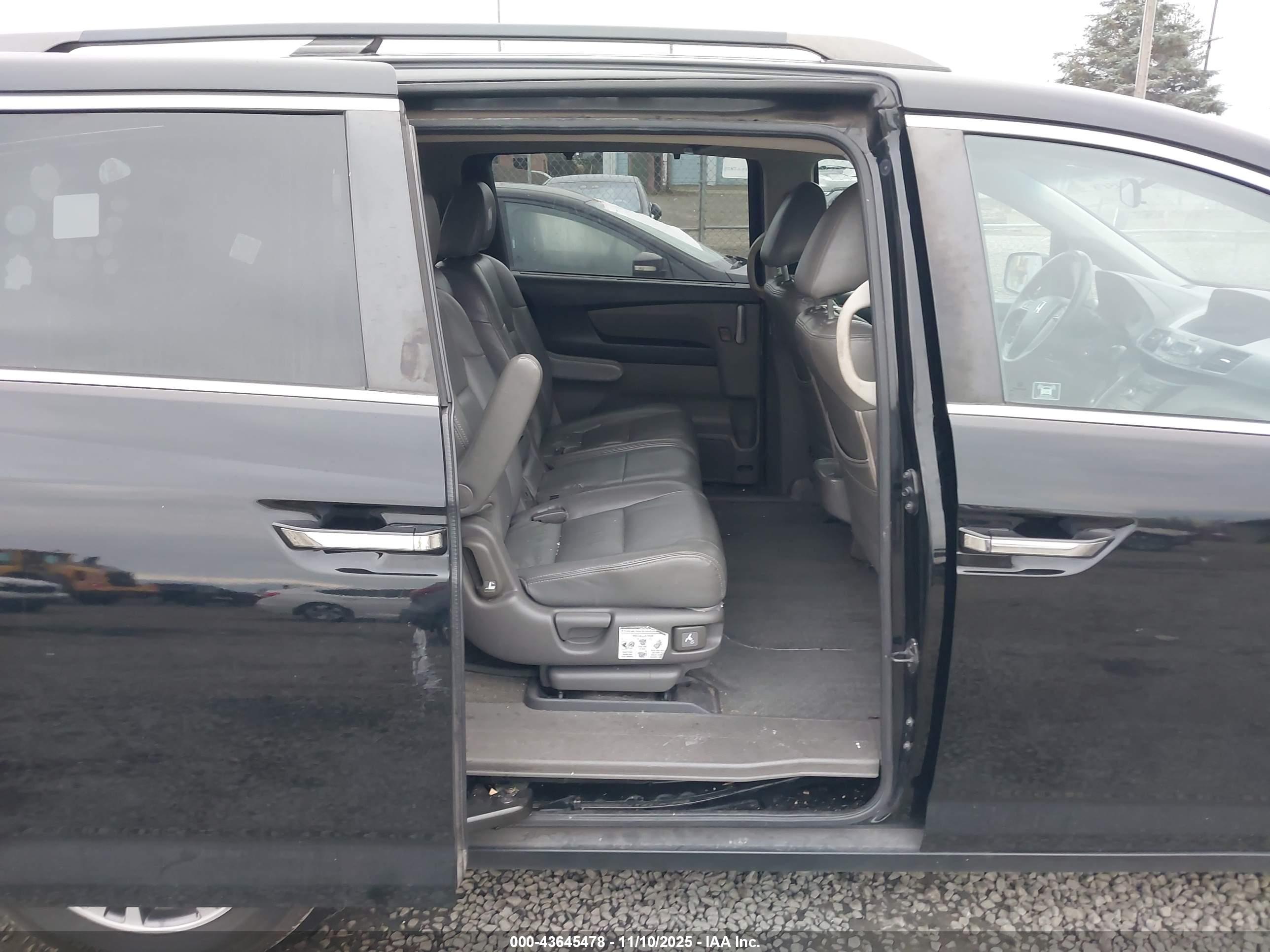 HONDA ODYSSEY image 8