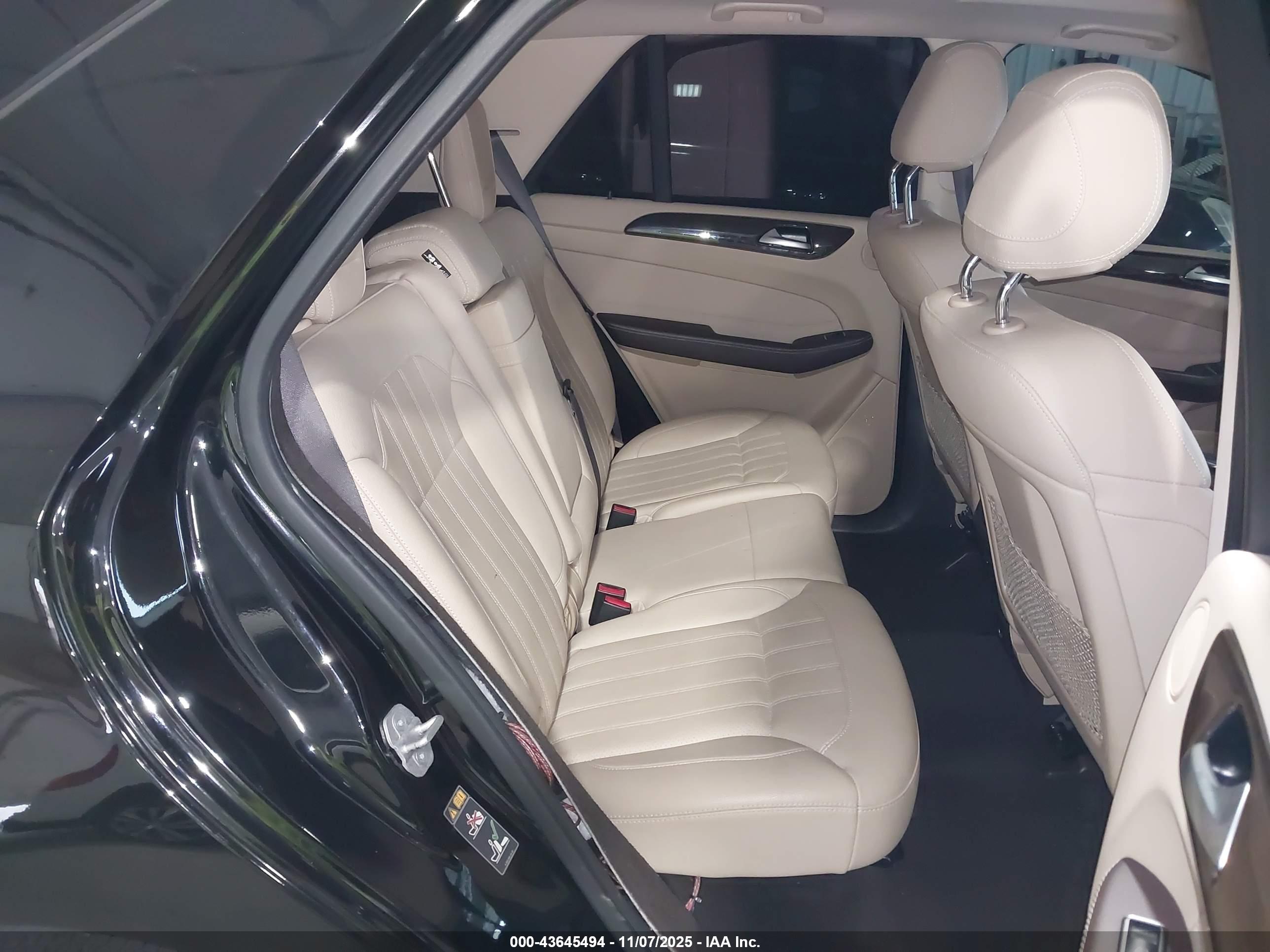 MERCEDES-BENZ GLE image 8
