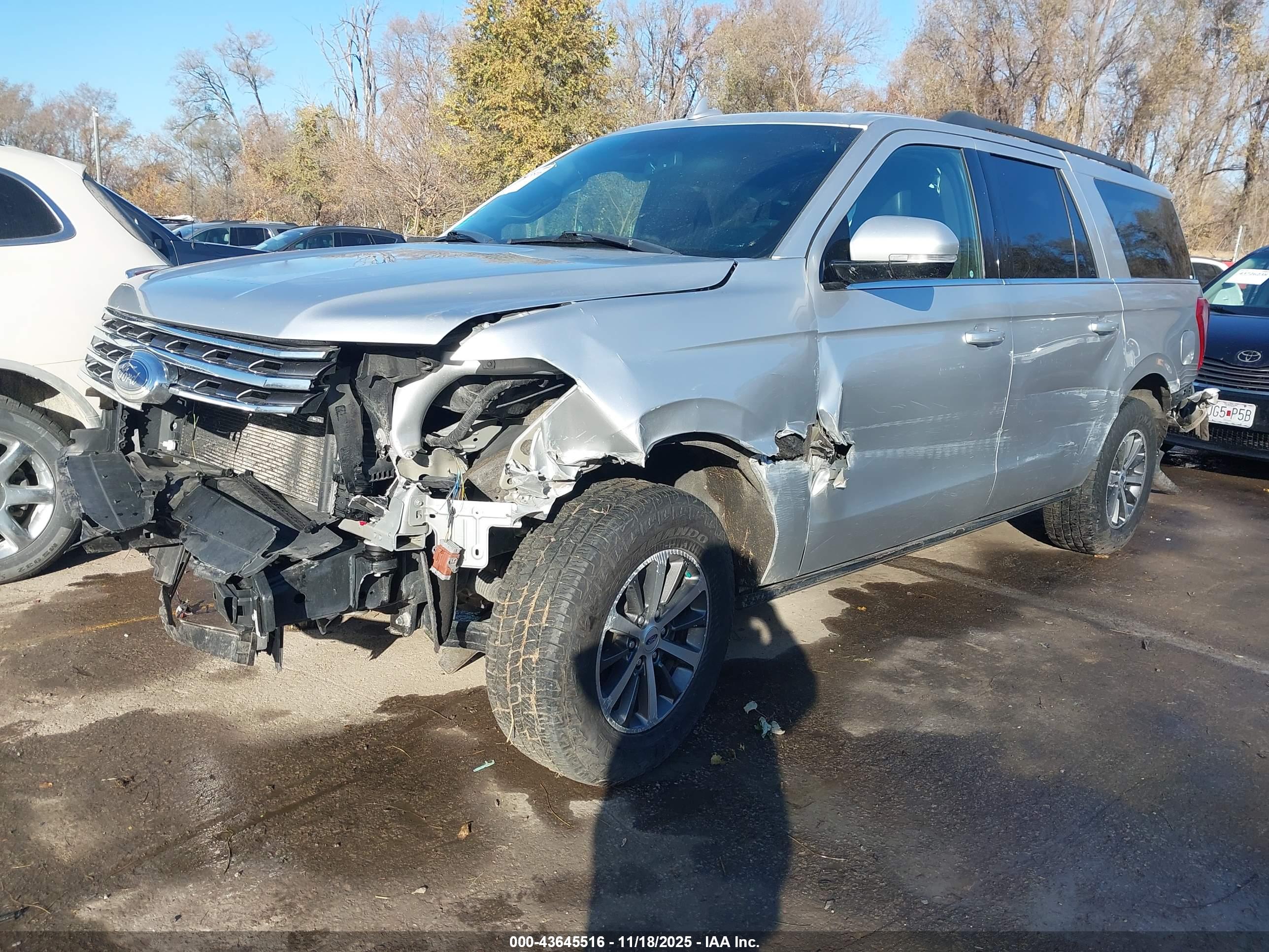 FORD EXPEDITION image 2