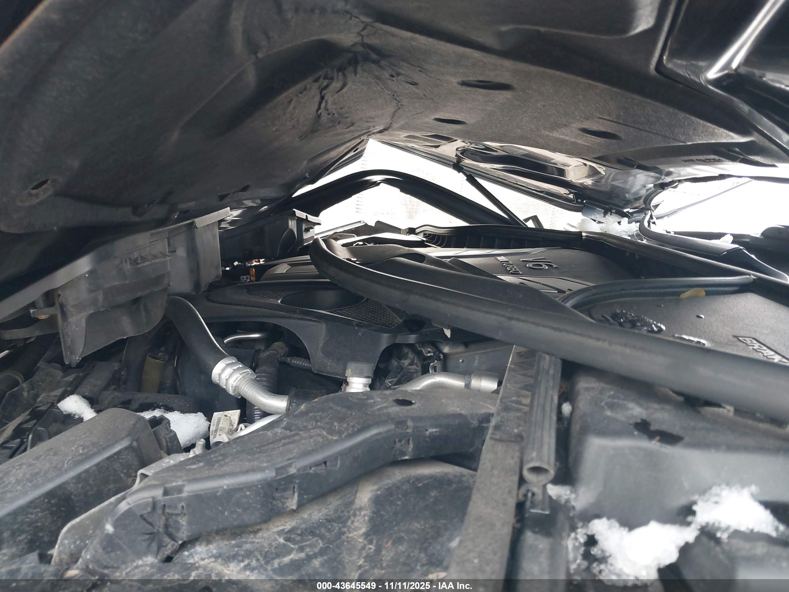 INFINITI Q50 image 10
