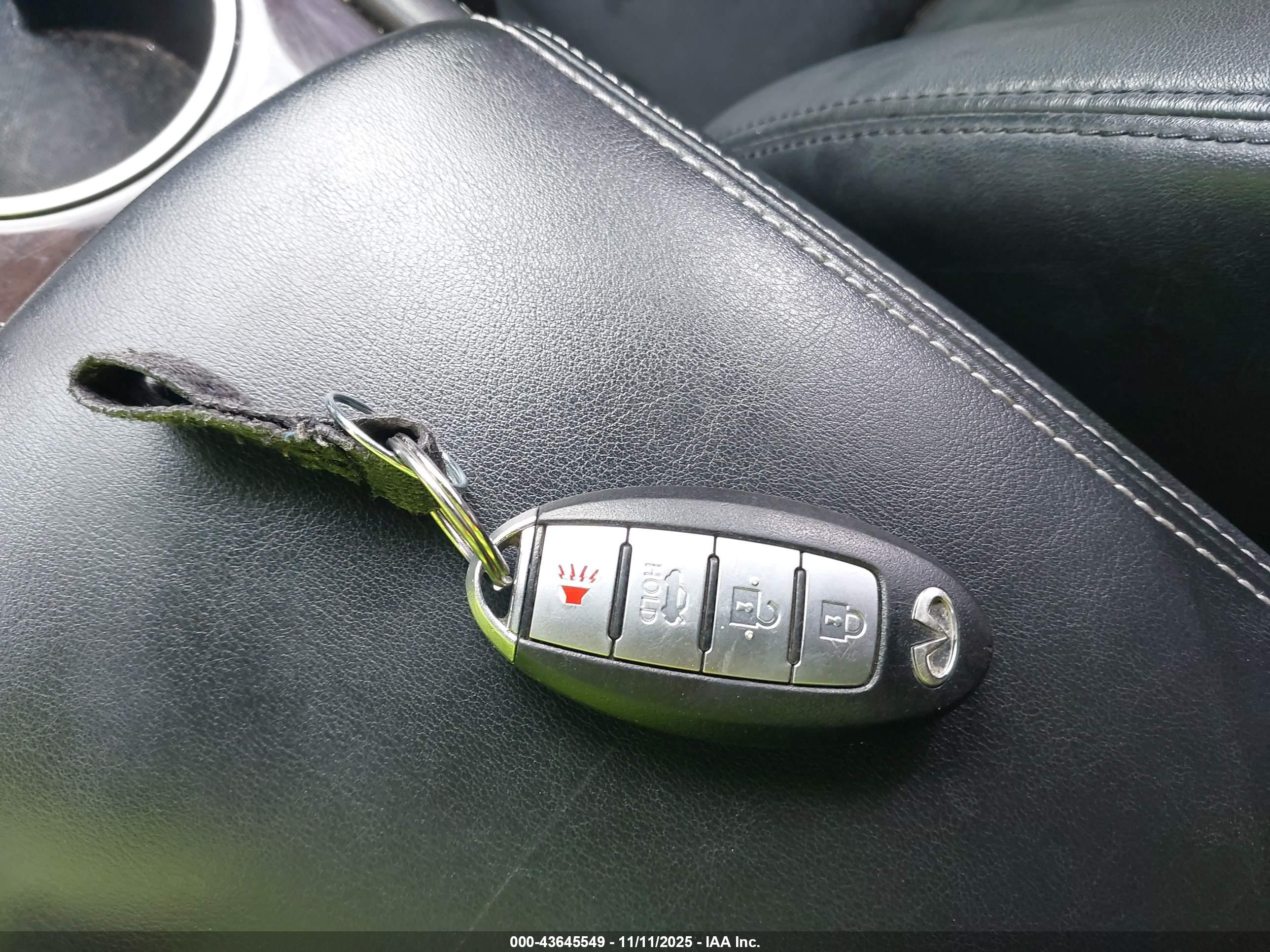 INFINITI Q50 image 11