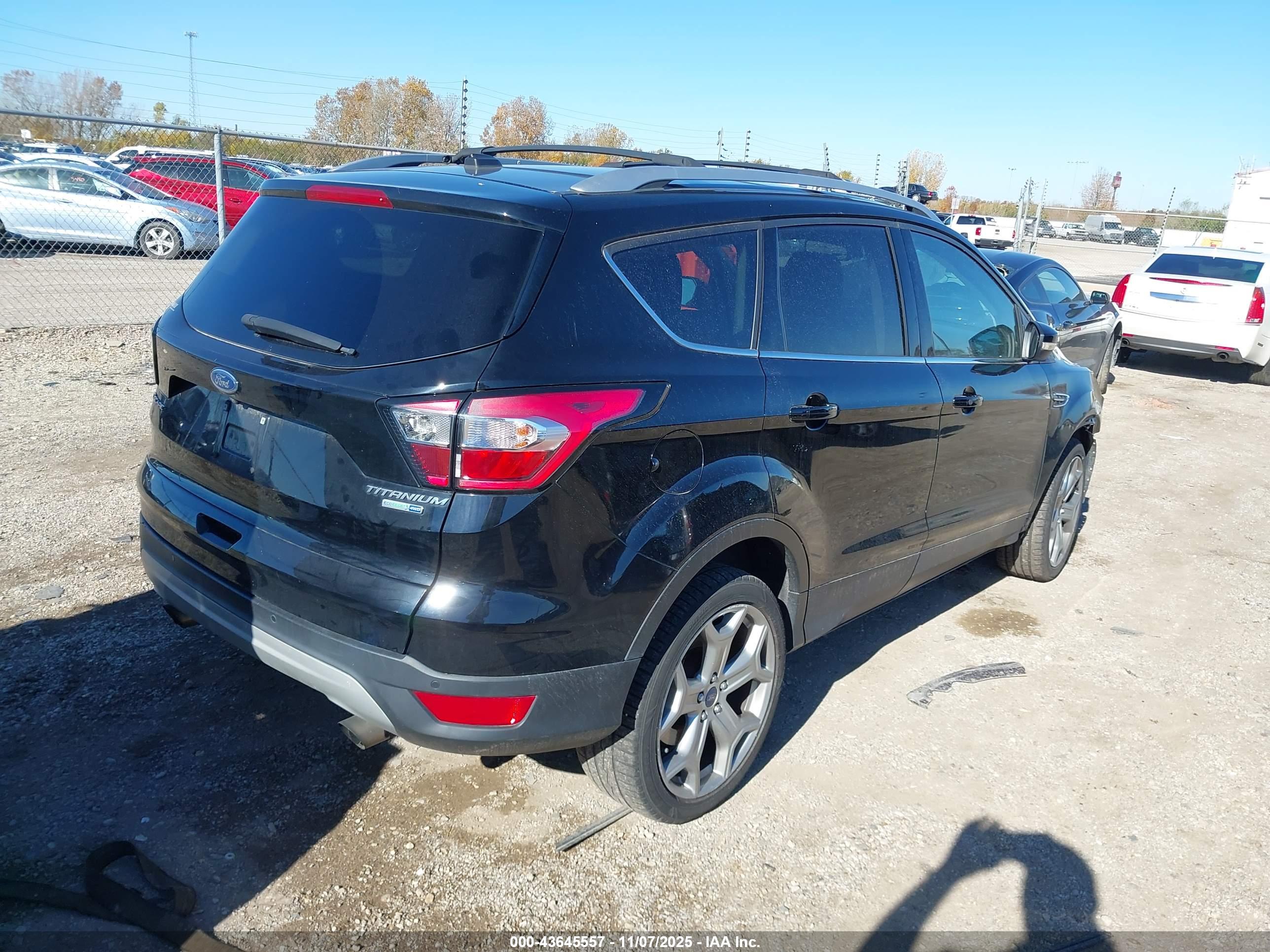 FORD ESCAPE image 4