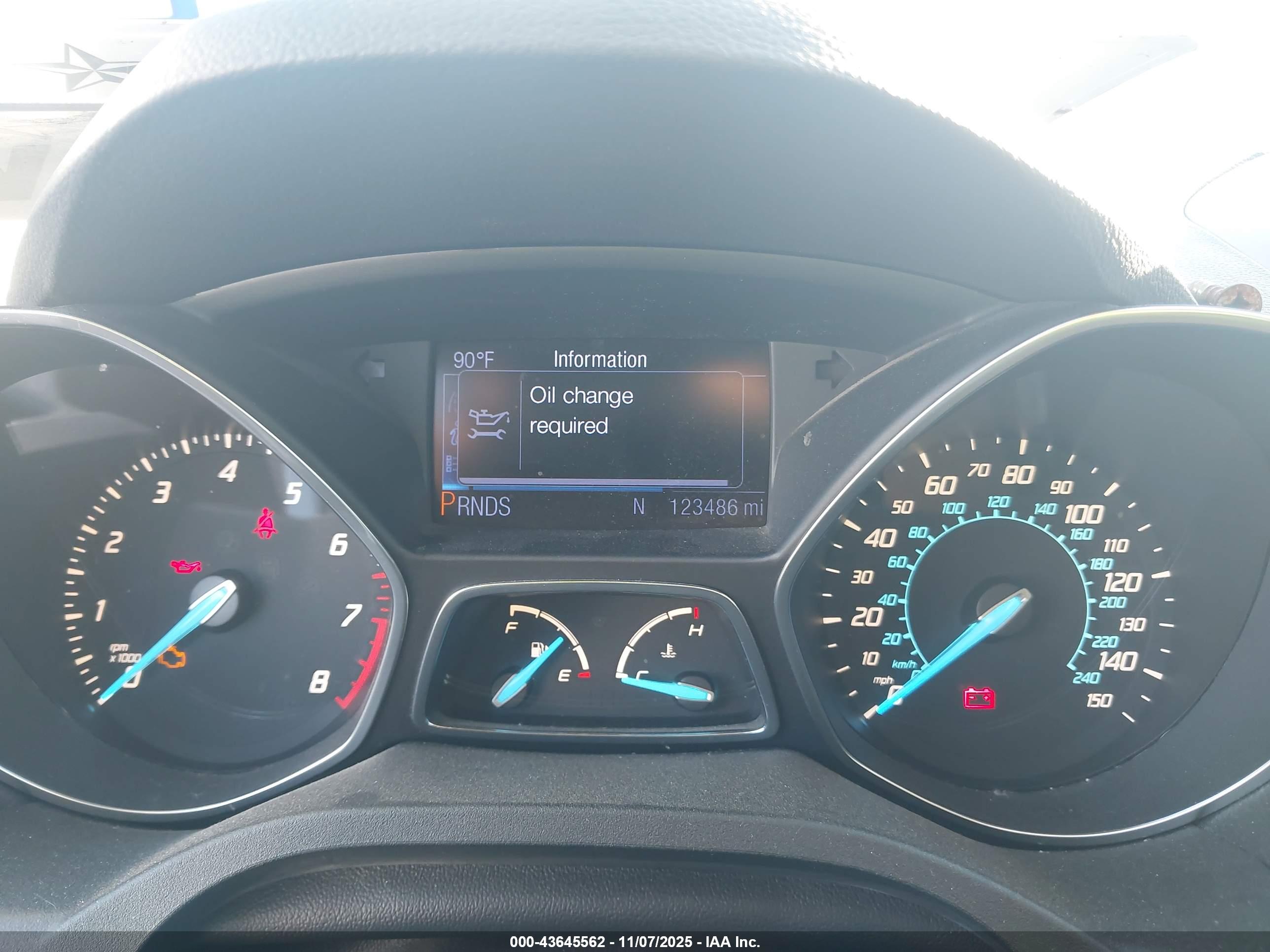 FORD ESCAPE image 7