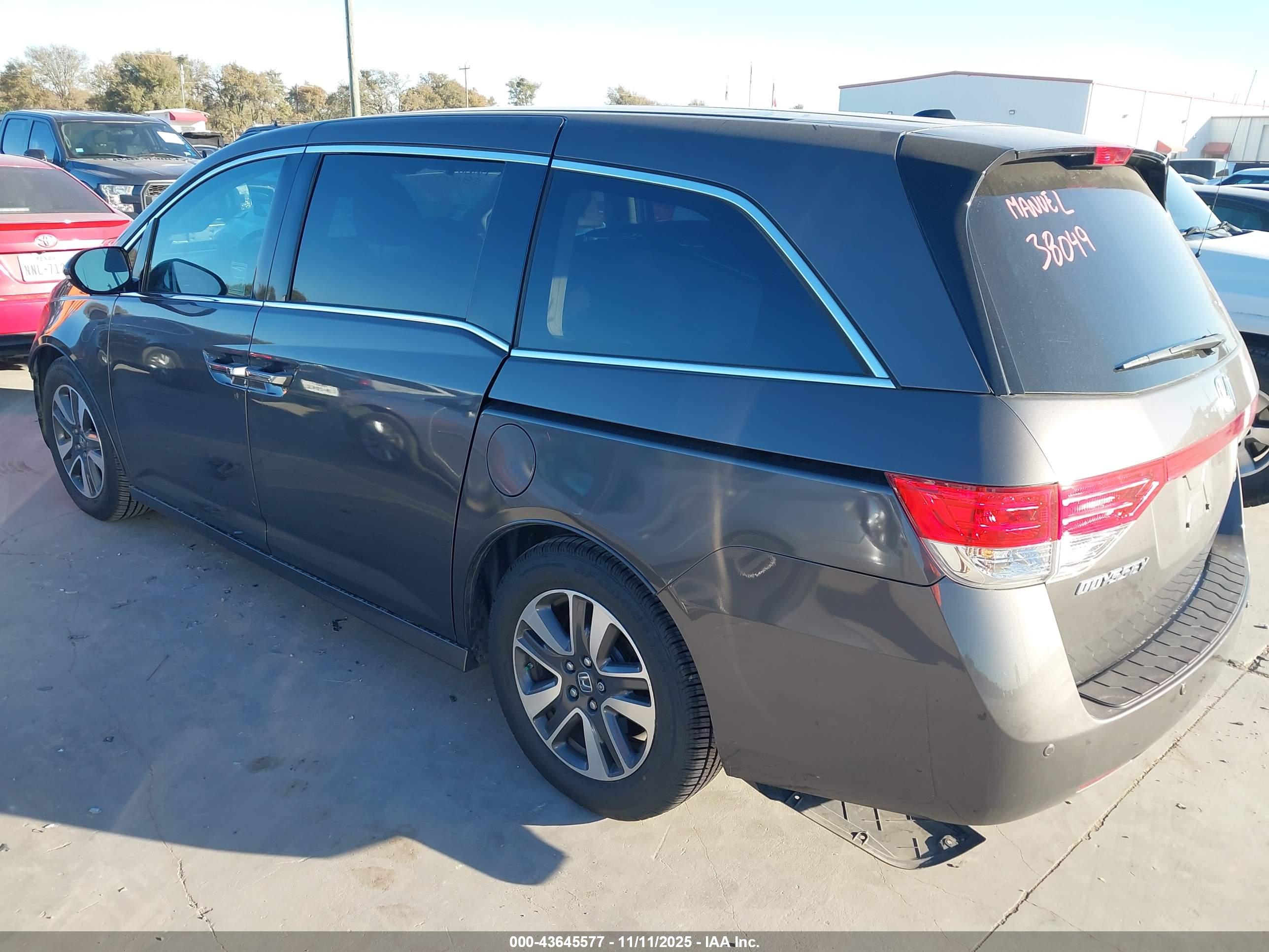 HONDA ODYSSEY image 3