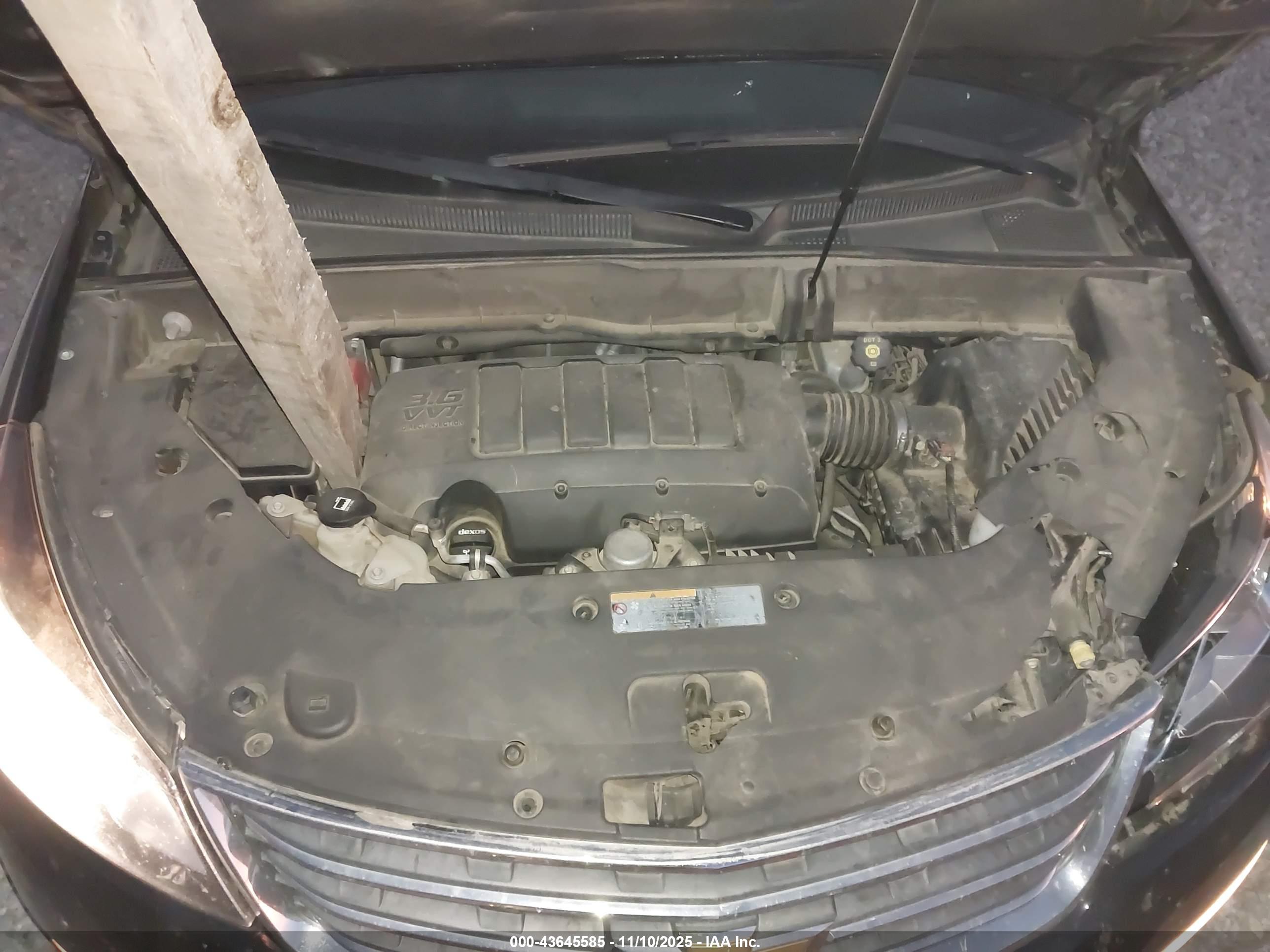 CHEVROLET TRAVERSE image 10