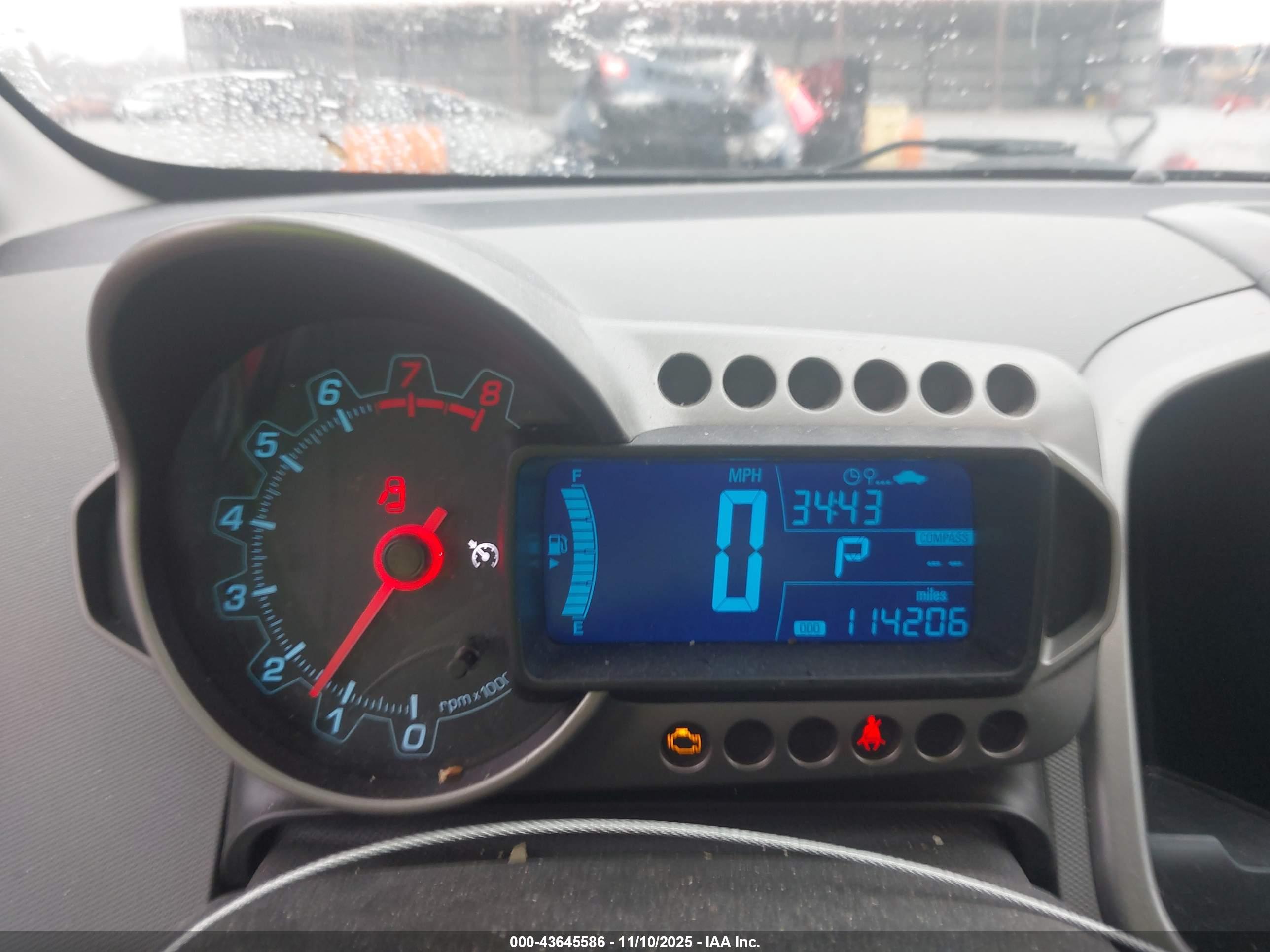CHEVROLET SONIC image 7