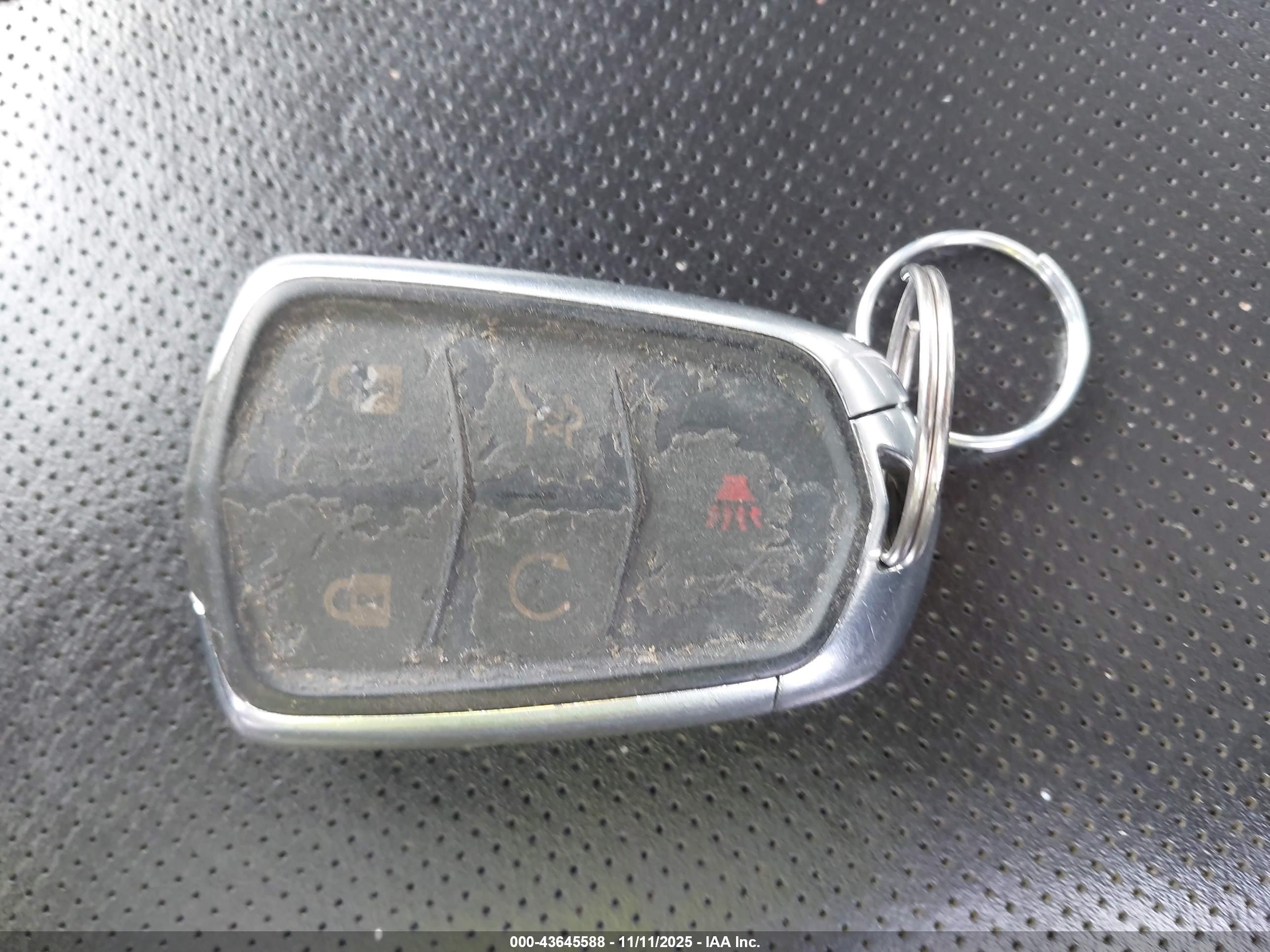 CADILLAC SRX image 11