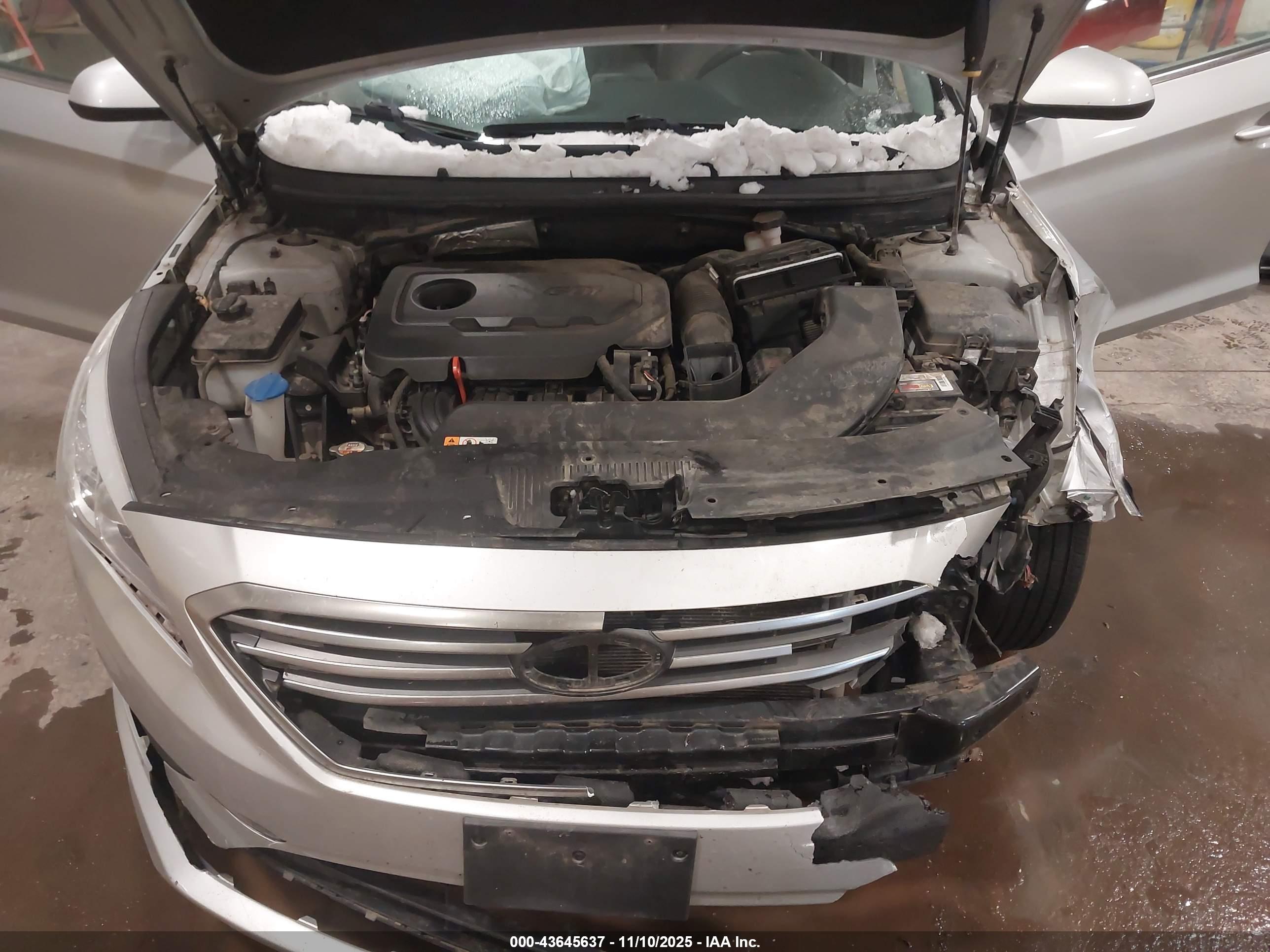 HYUNDAI SONATA image 10