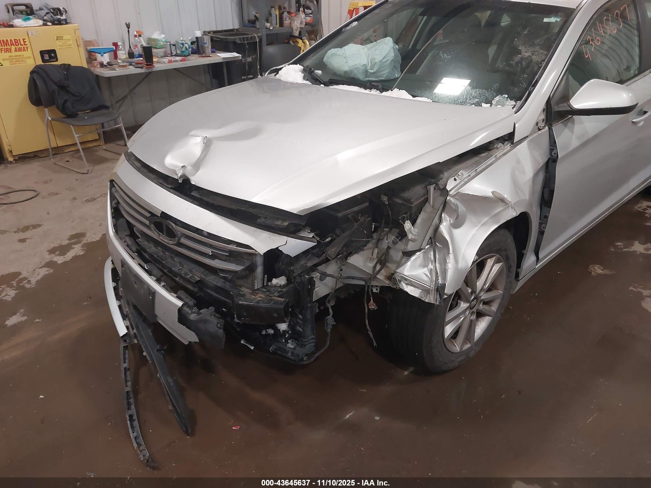 HYUNDAI SONATA image 6