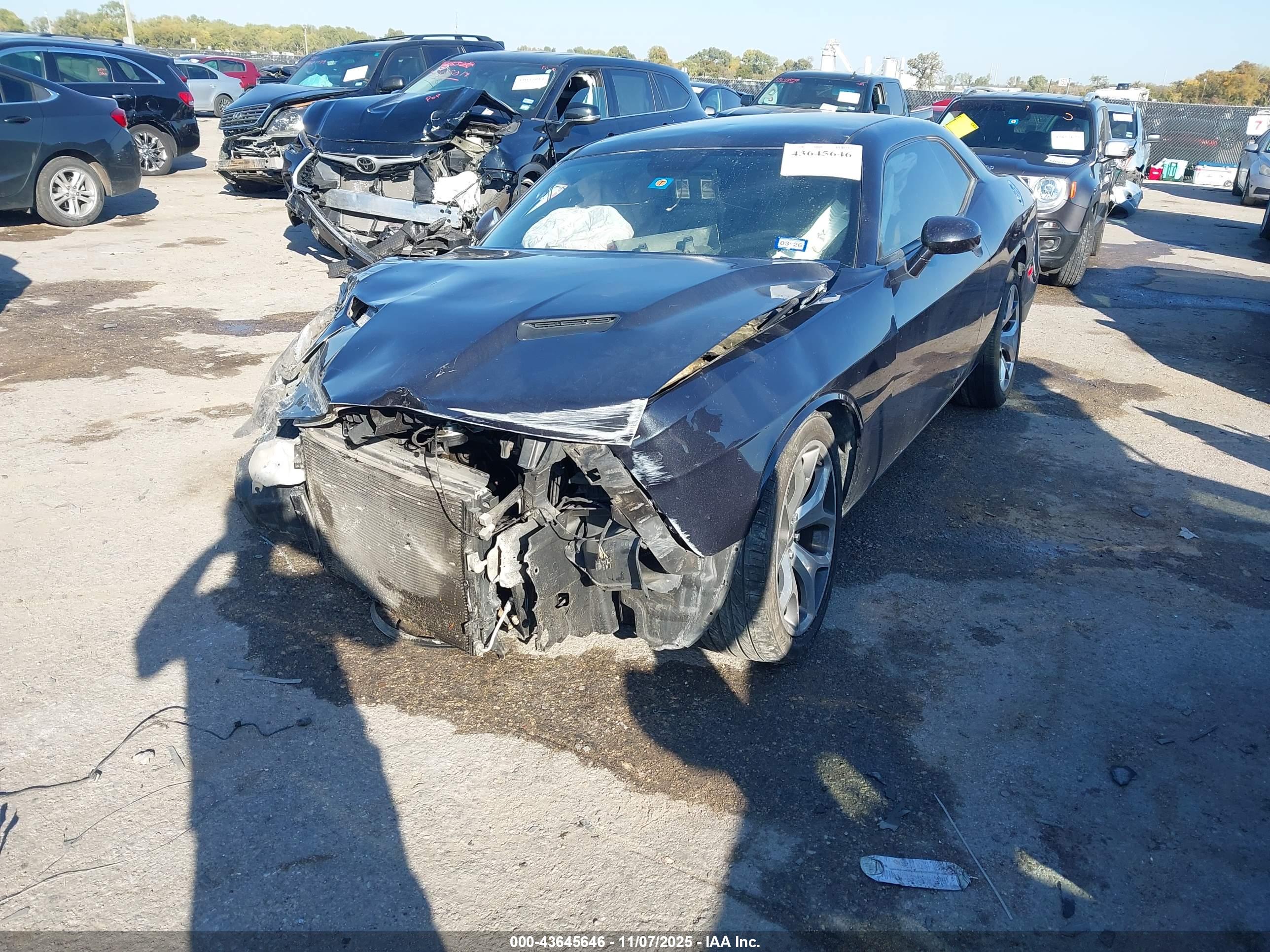 DODGE CHALLENGER image 2