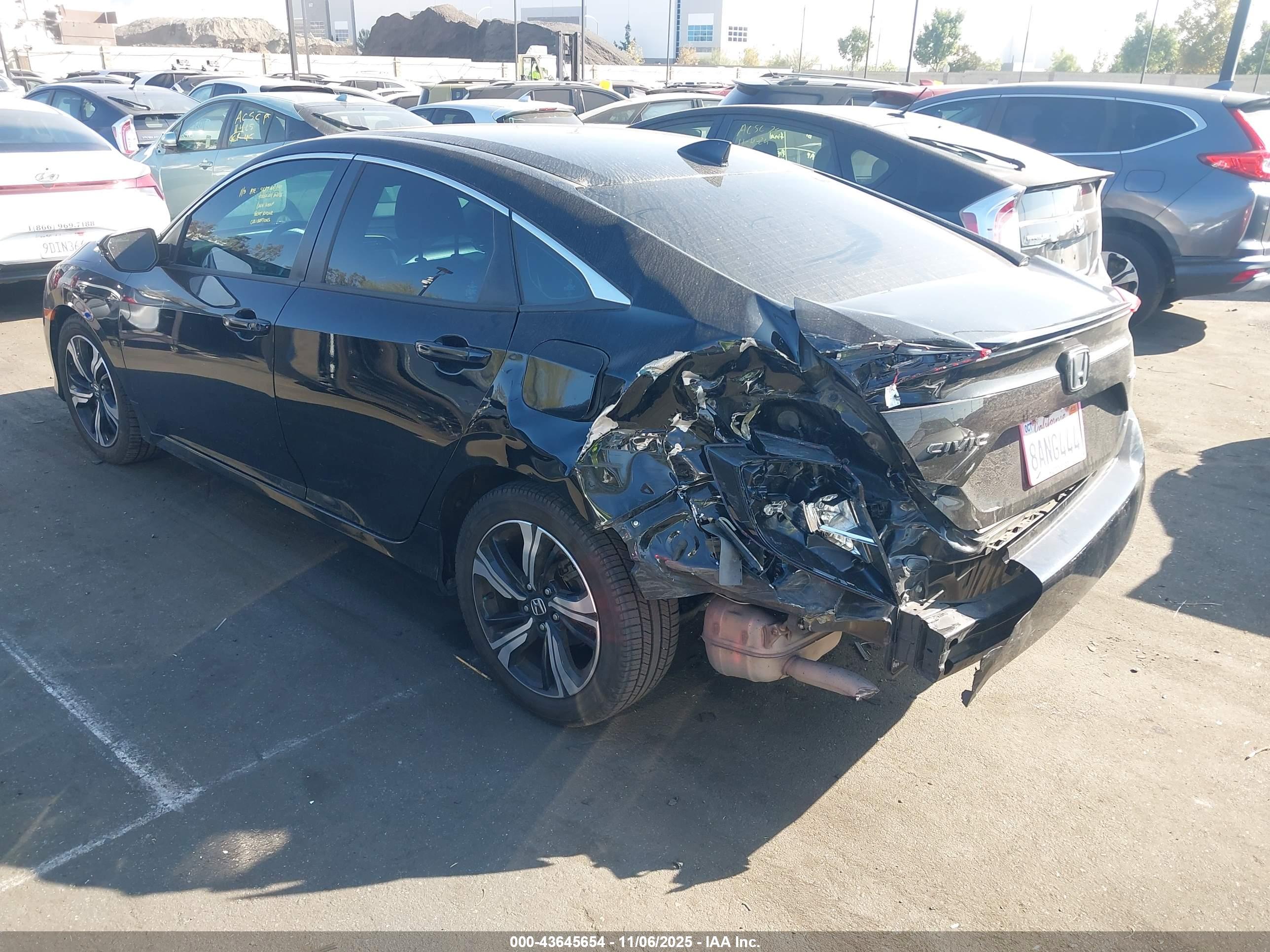 HONDA CIVIC image 3