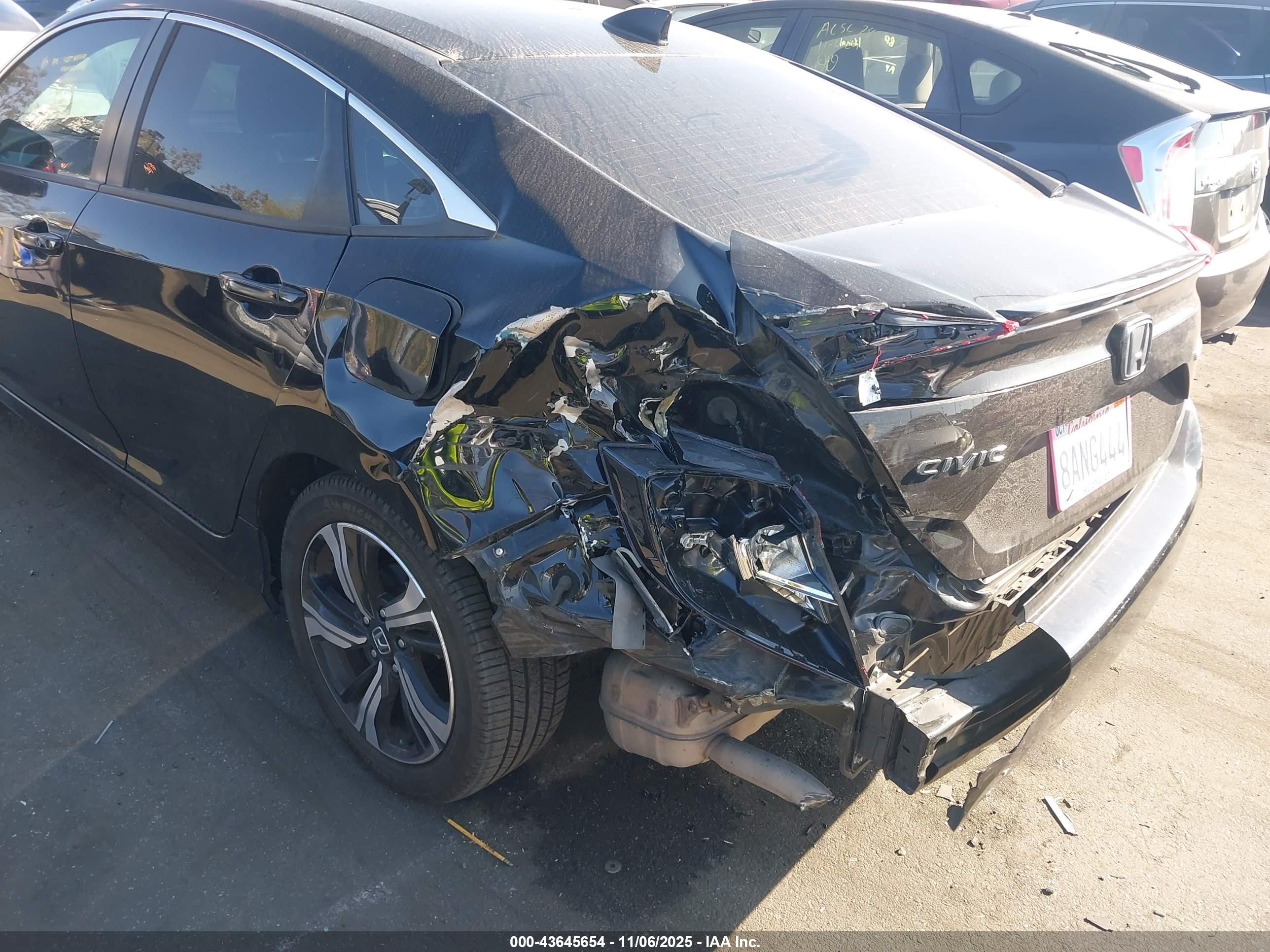 HONDA CIVIC image 6