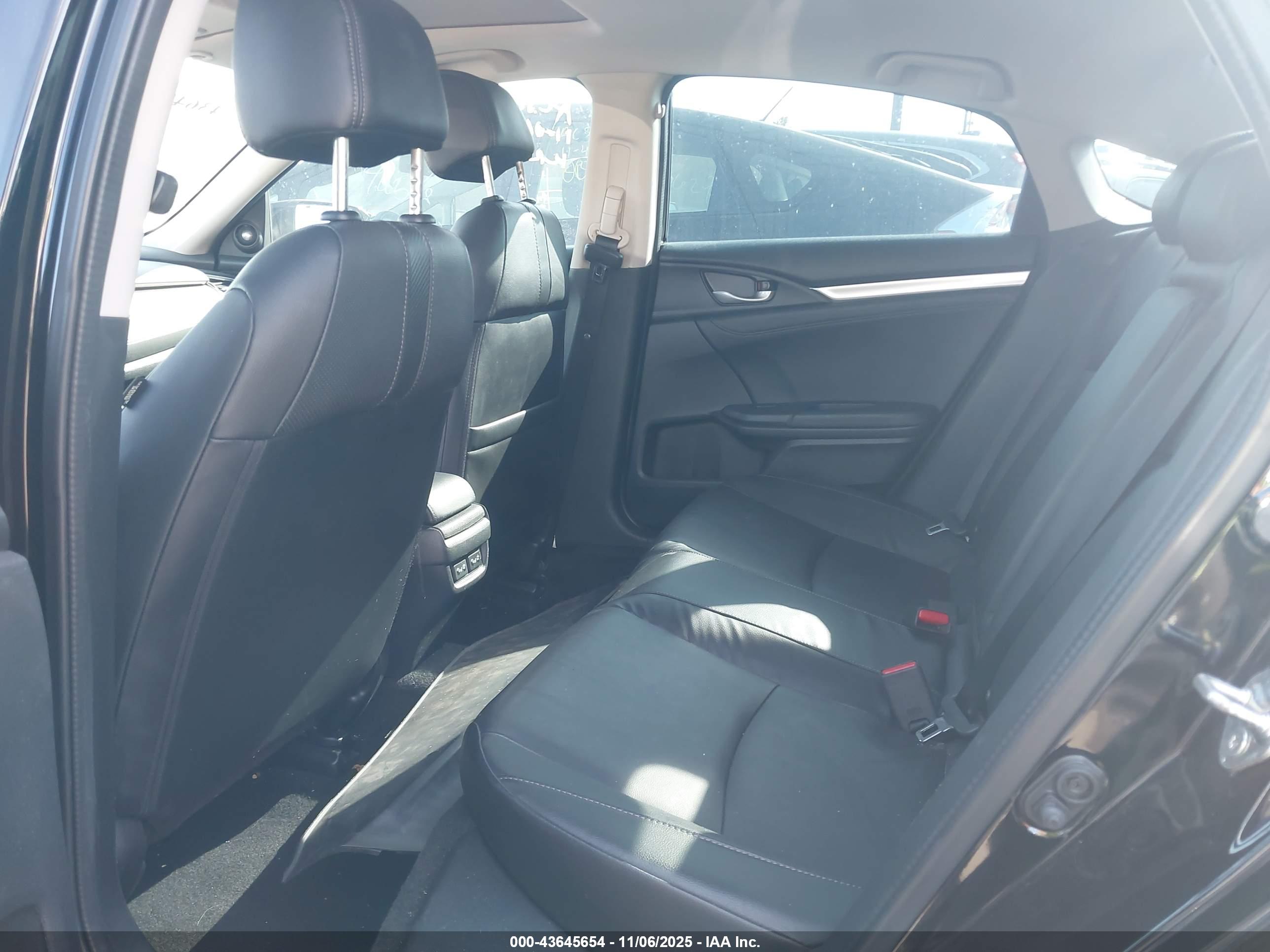 HONDA CIVIC image 8