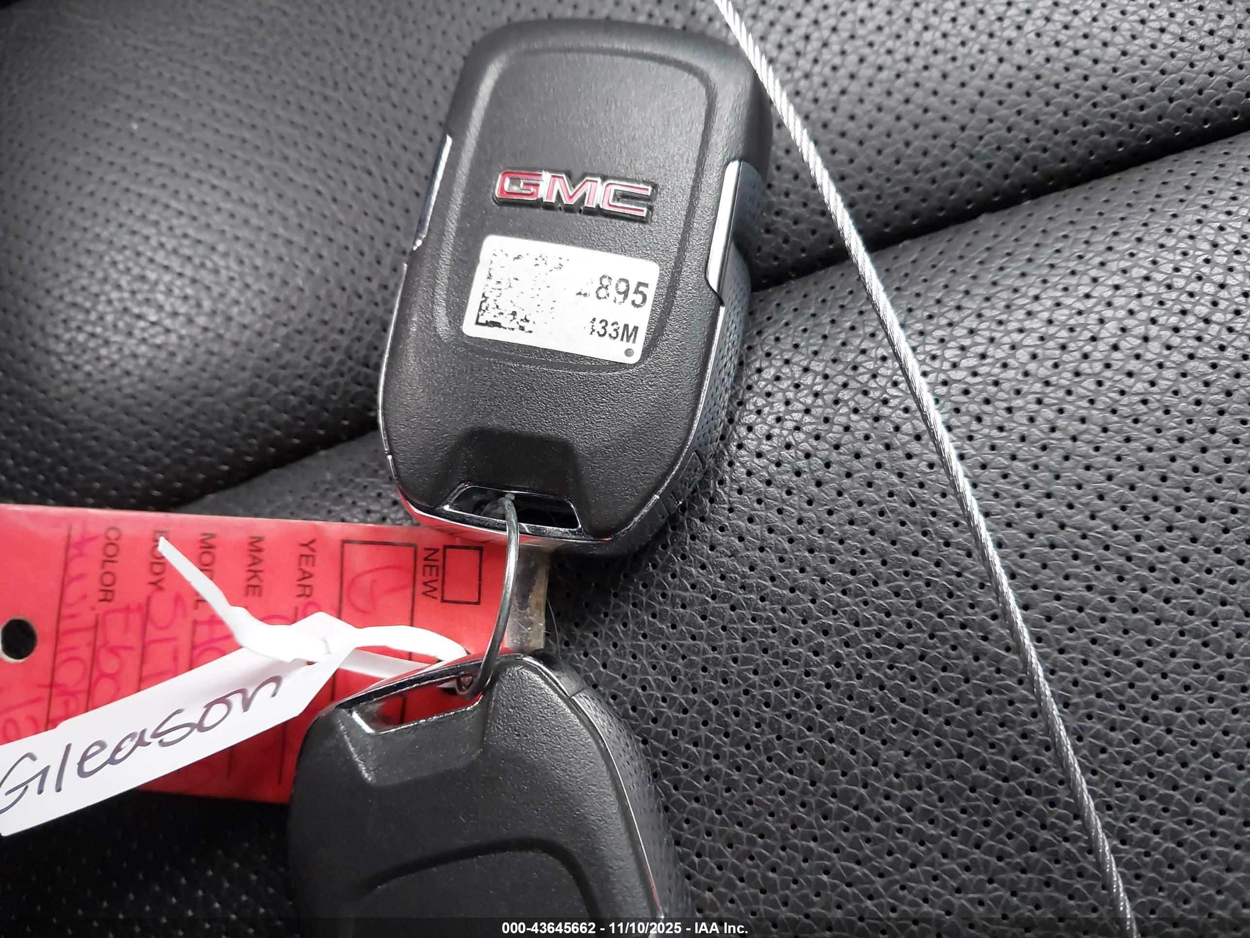 GMC ACADIA image 11