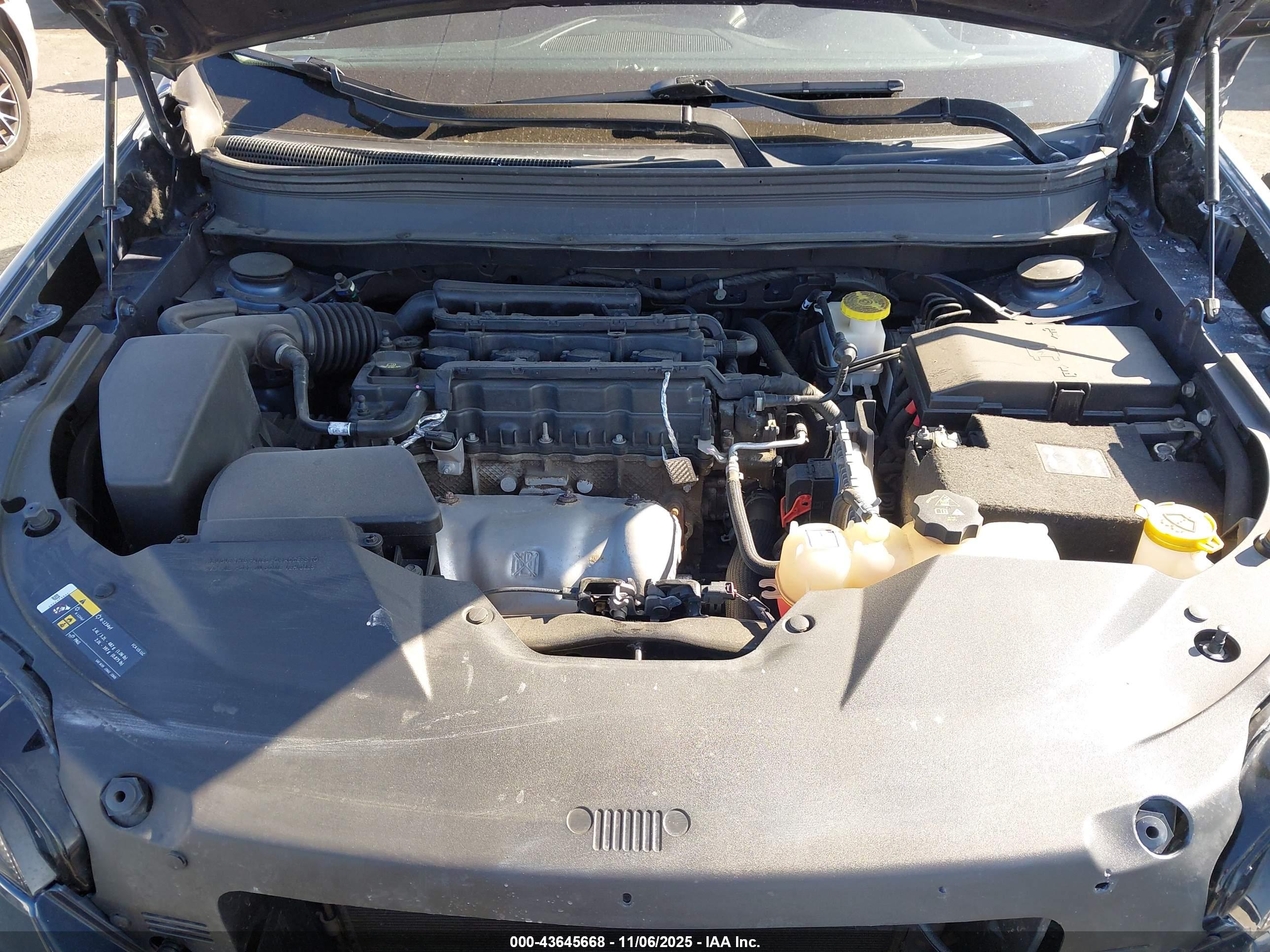 JEEP CHEROKEE image 10