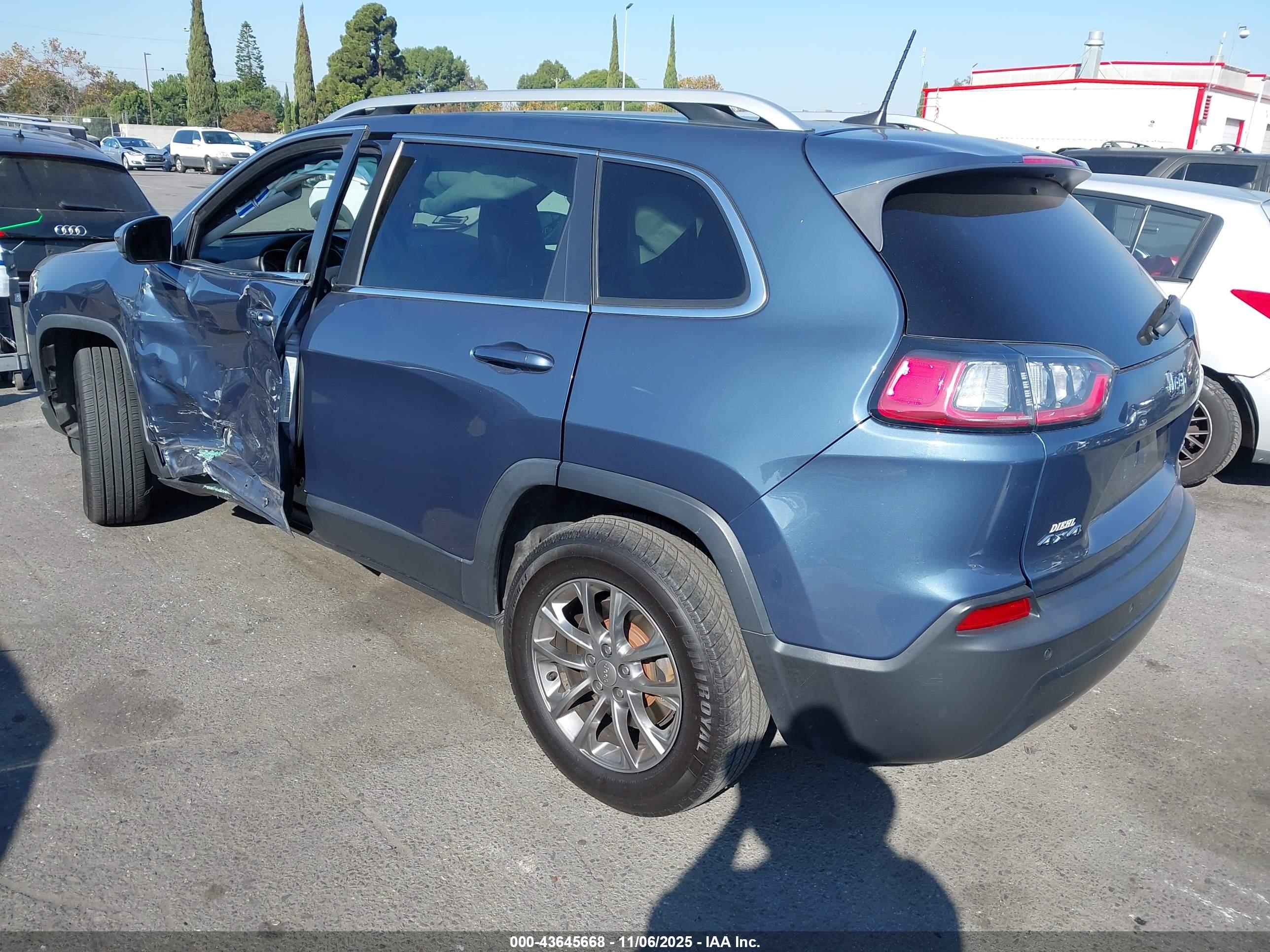 JEEP CHEROKEE image 3