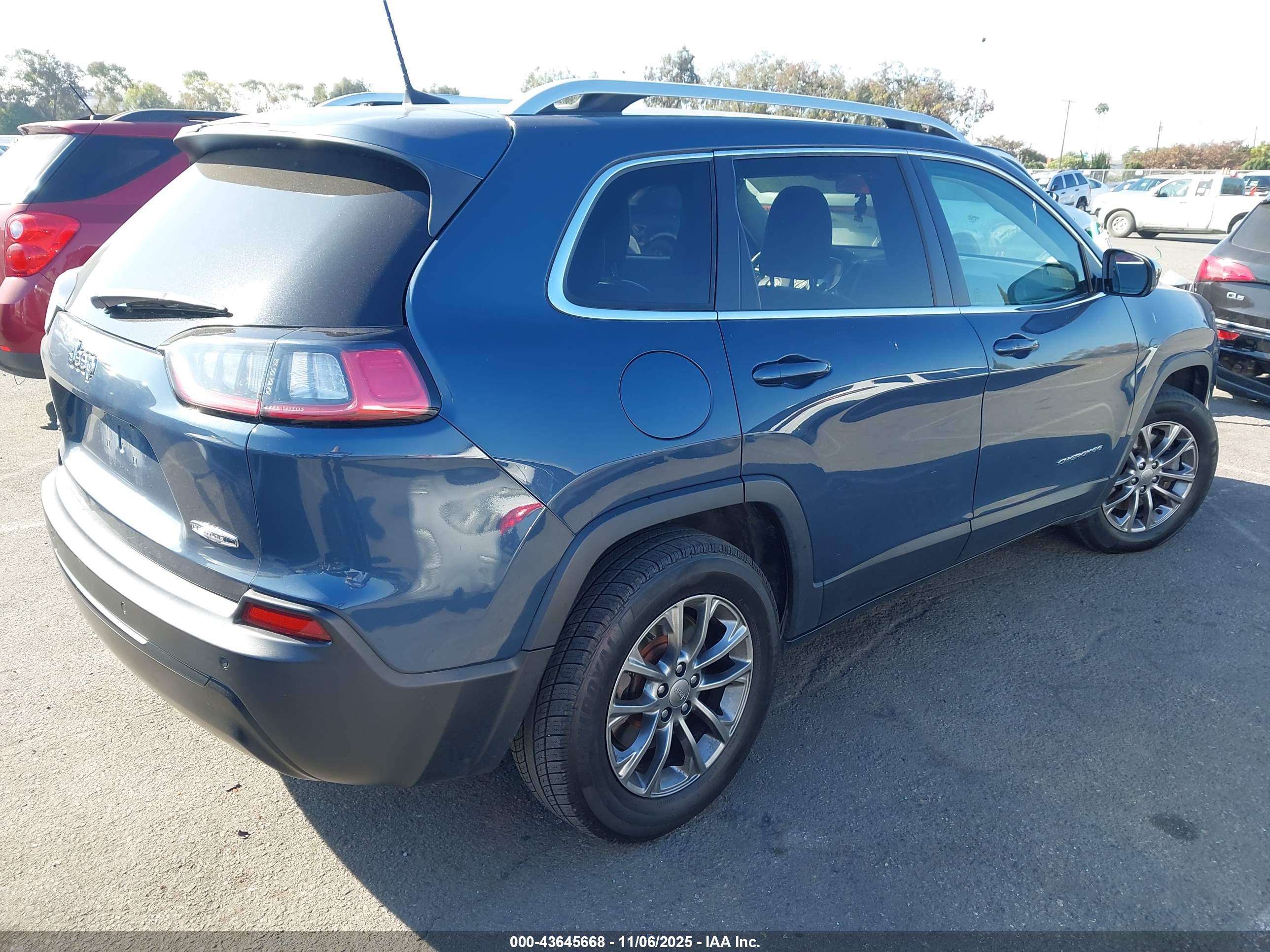 JEEP CHEROKEE image 4