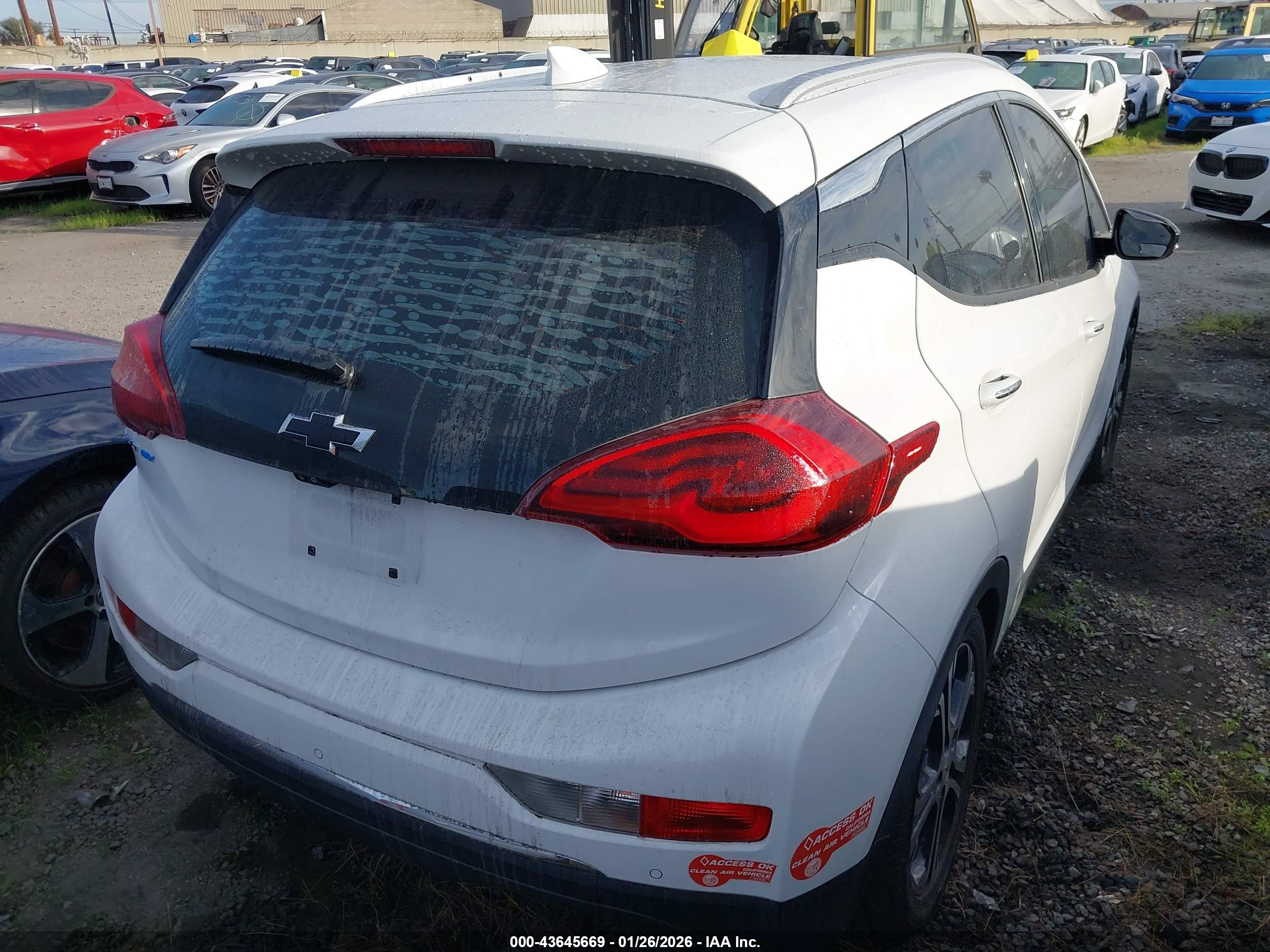 CHEVROLET BOLT image 4